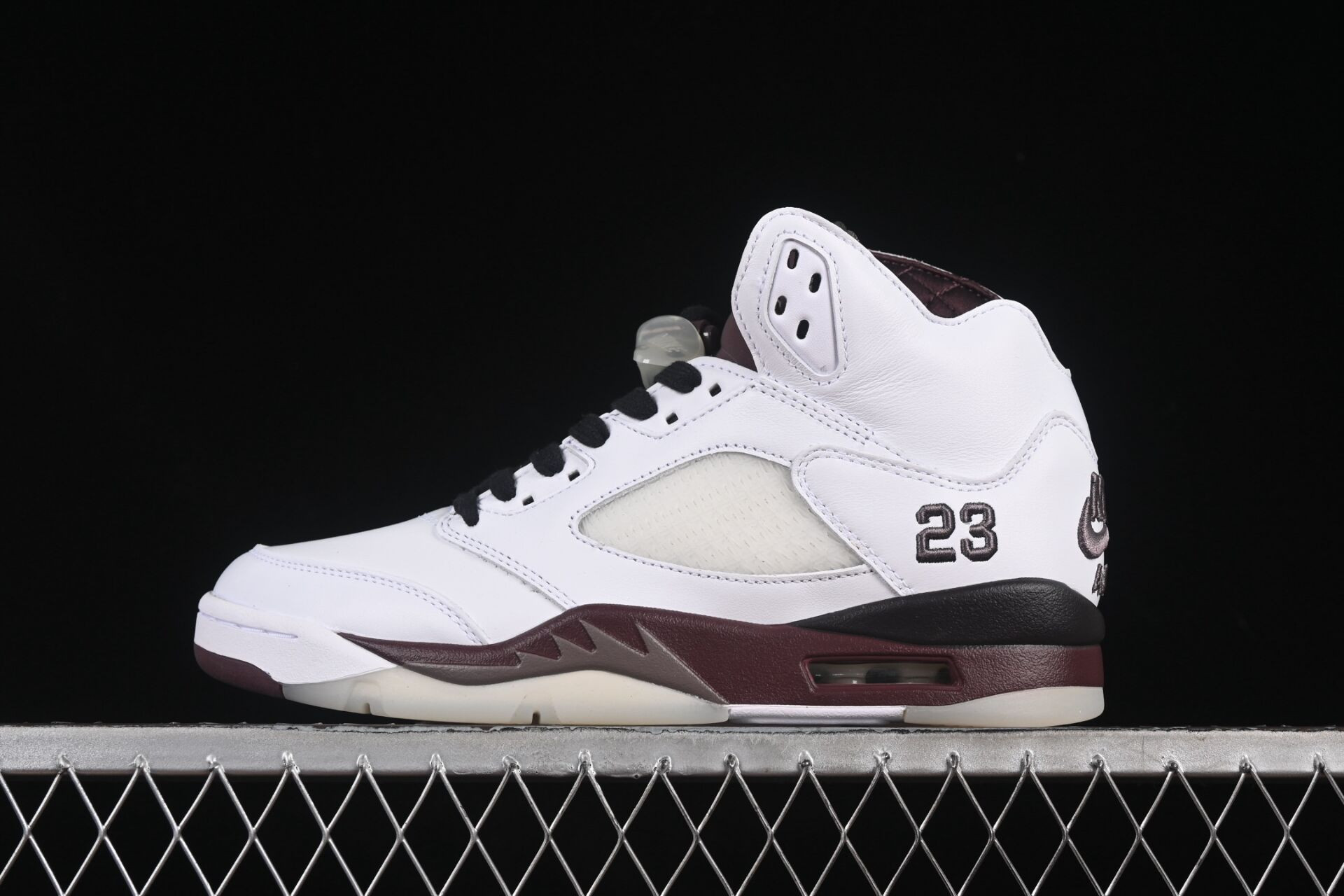 UA Air Jordan 5 Retro