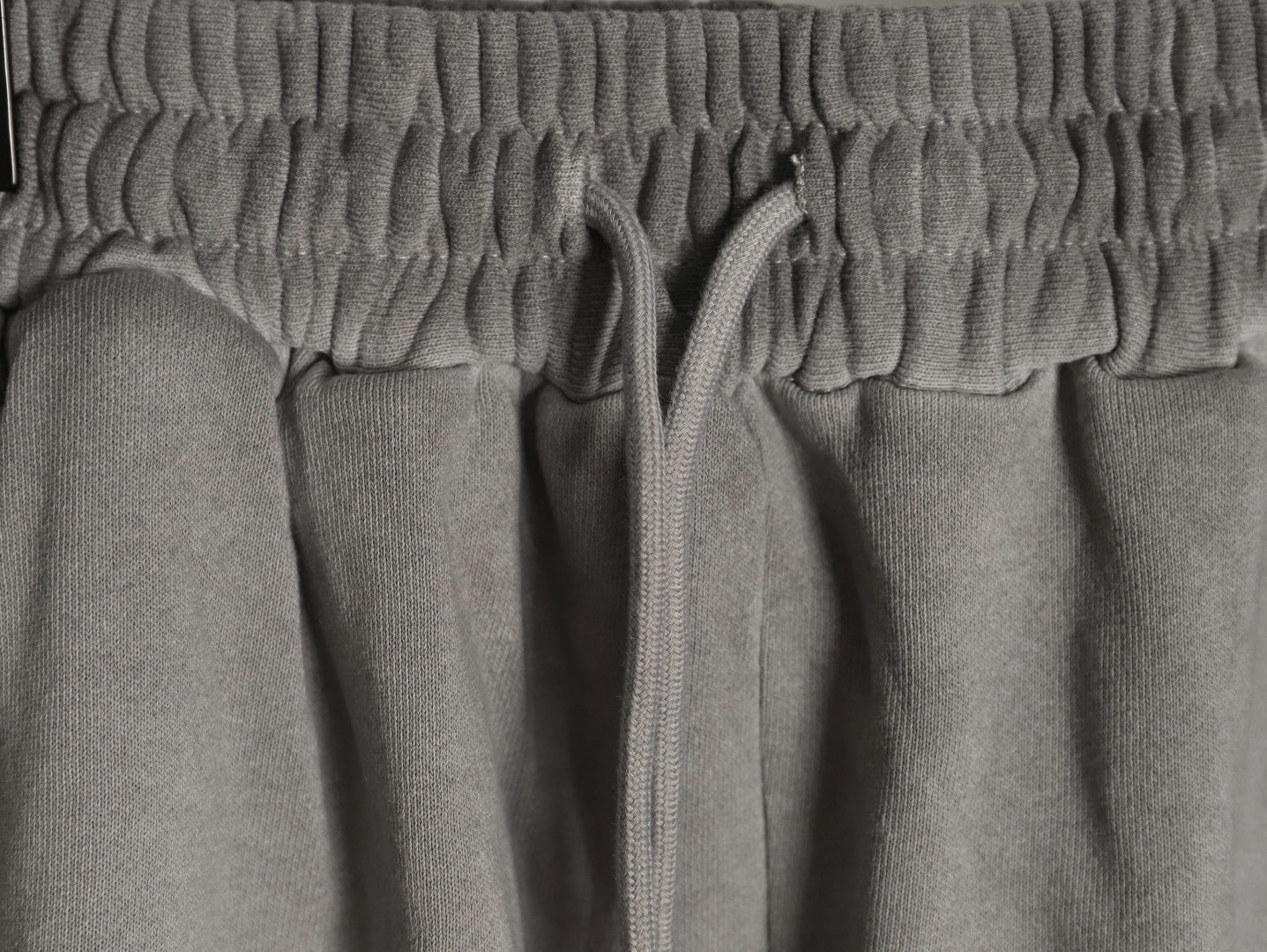 Ch**me He**ts shorts