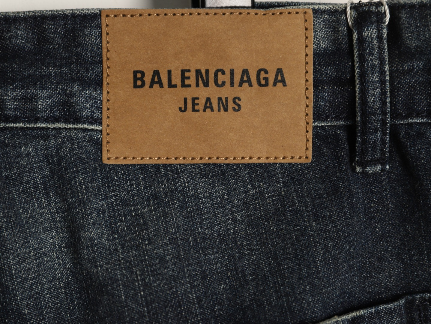 Ba*len*cia*ga jeans