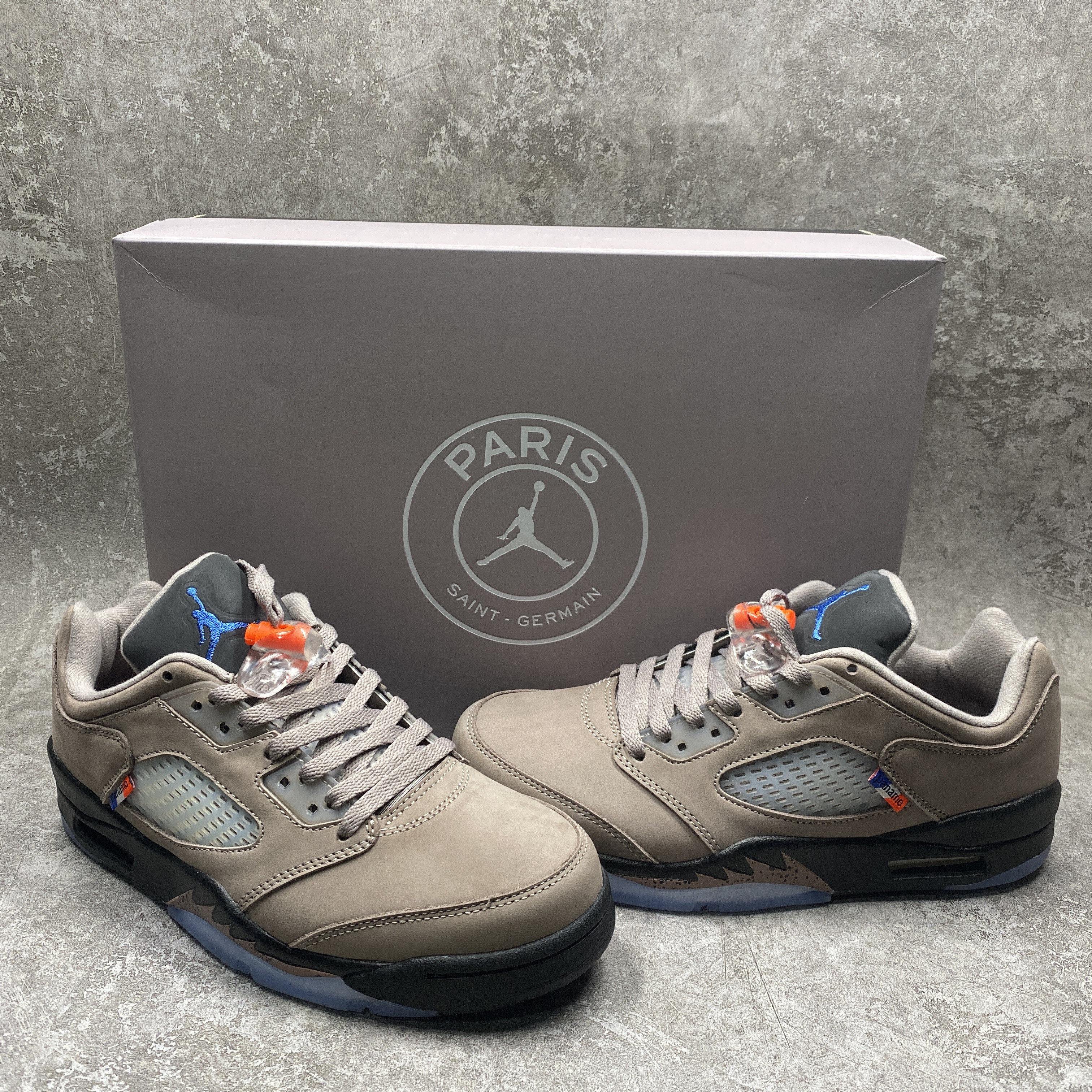 ‍PSG x Air Jordan 5 Retro Low Pumice
