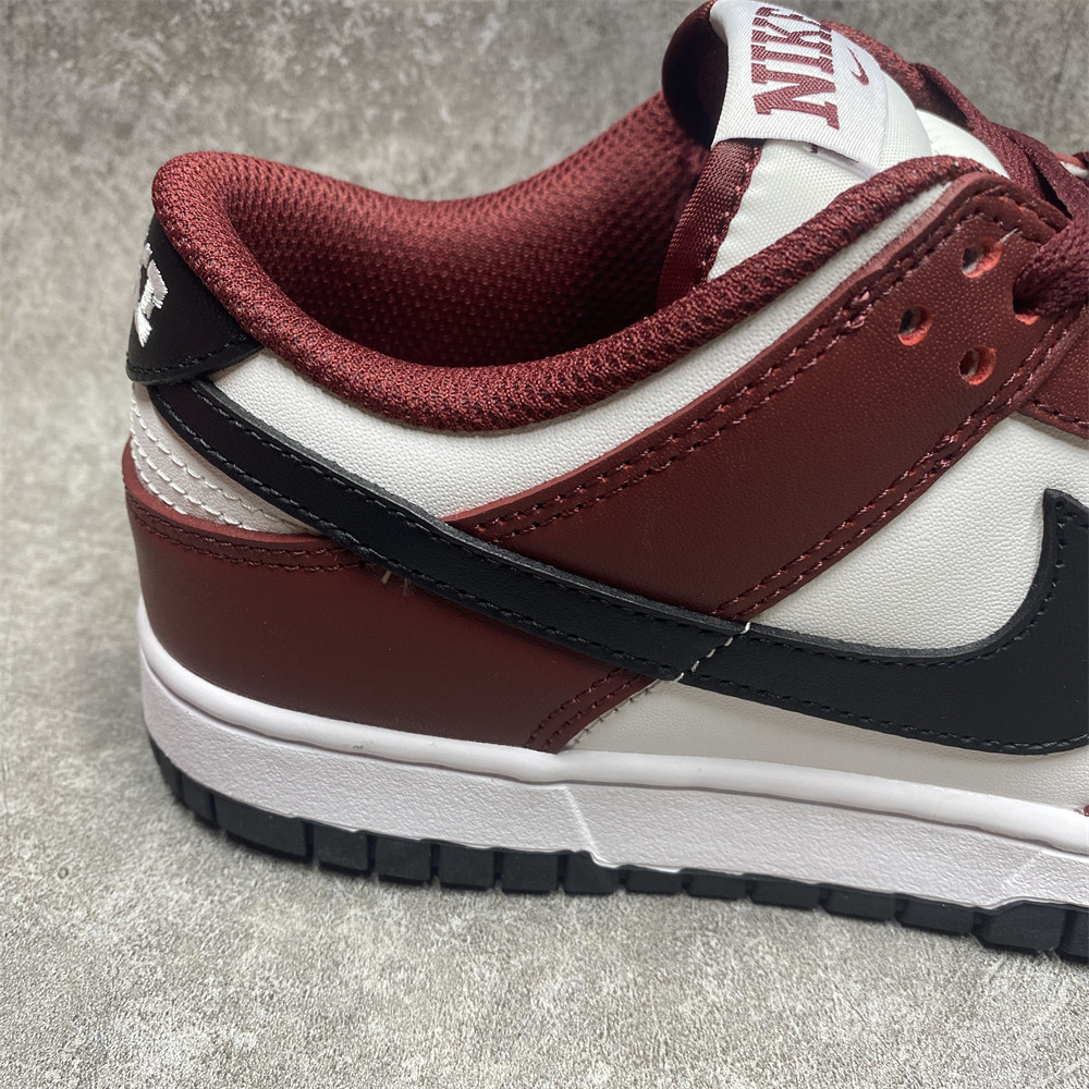 NIKE DUNK LOW PREMIUM SB