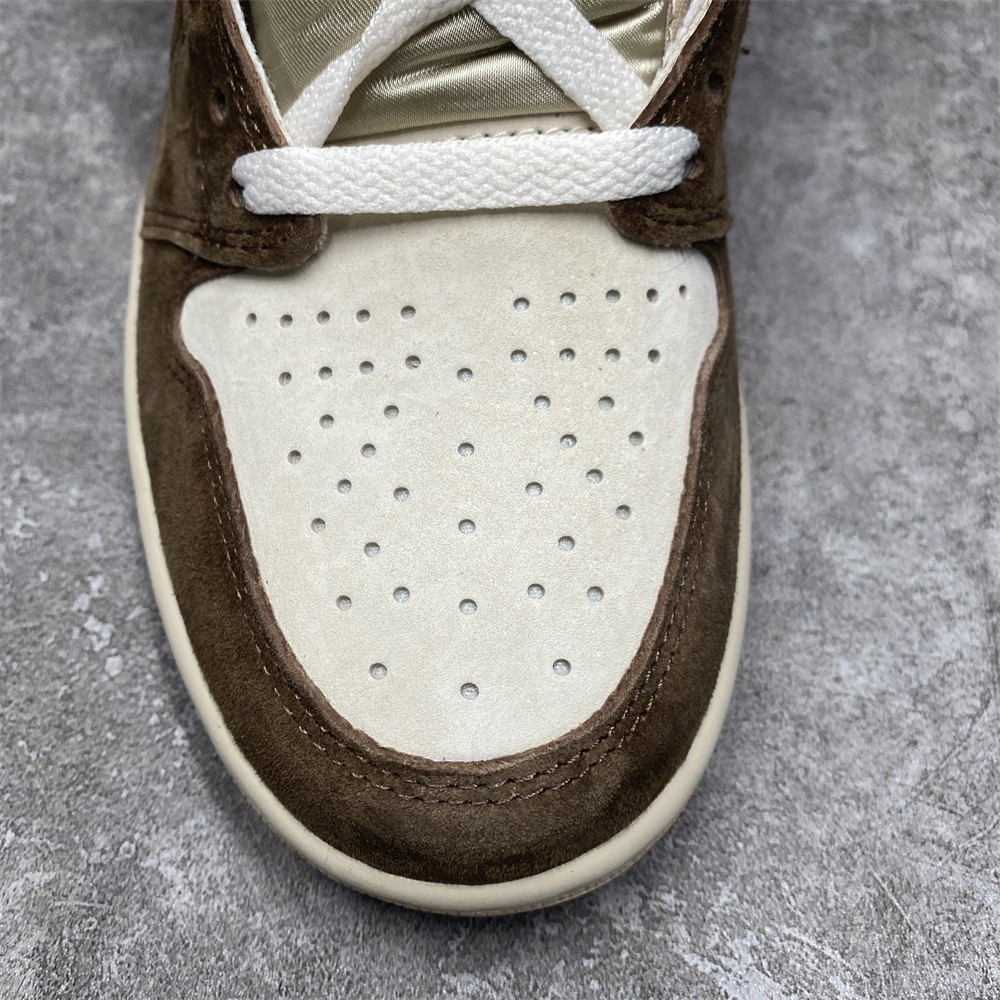 WMNS AIR JORDAN 1 RETRO HIGH OG