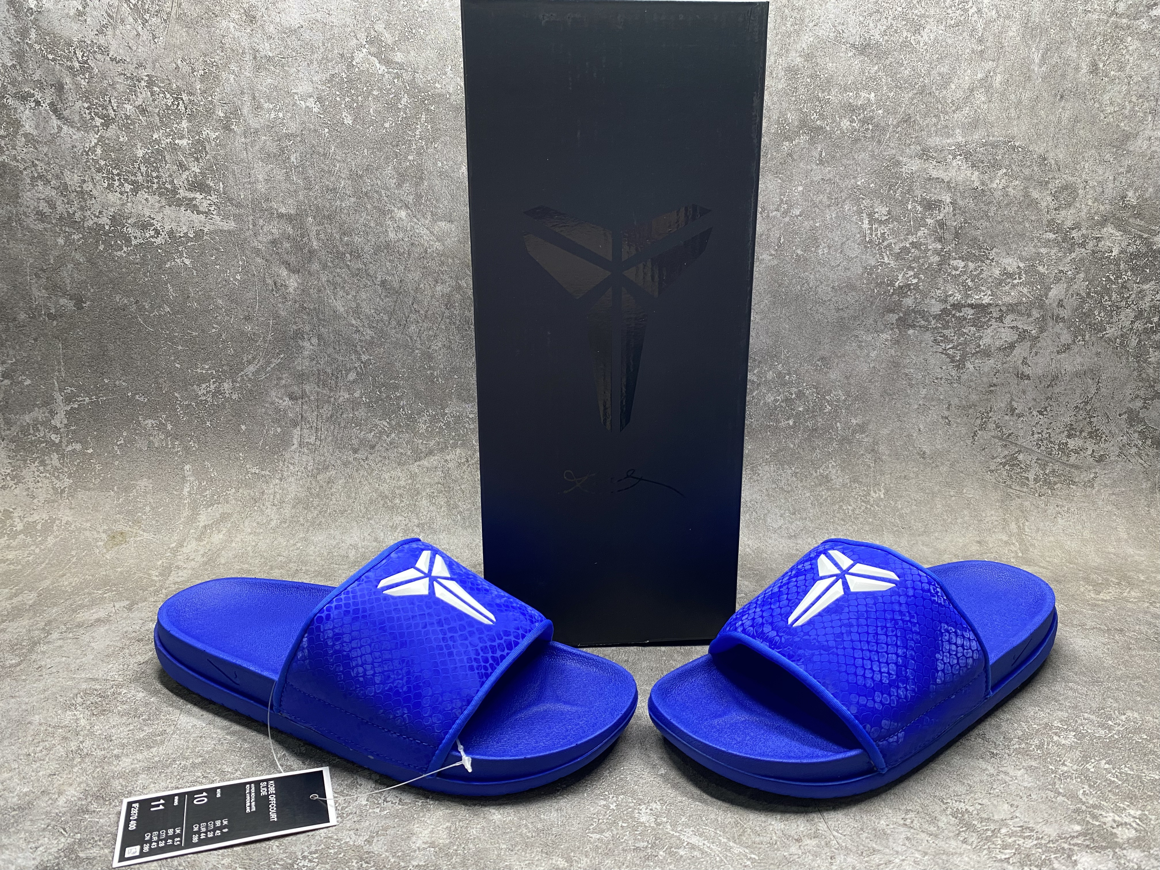 UA Nike Offcourt Slide