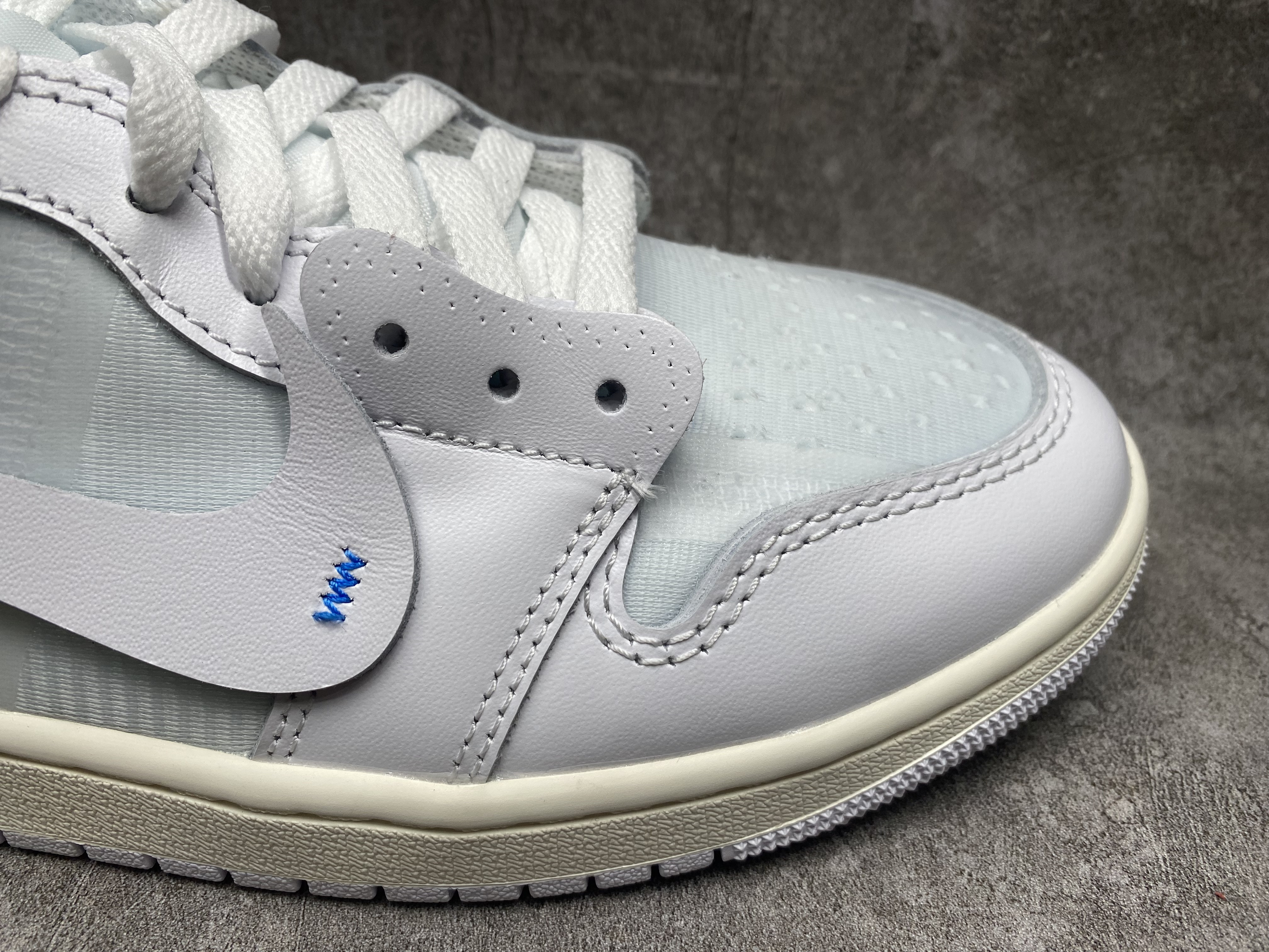 UA Air Jordan 1 High OG x Off-White