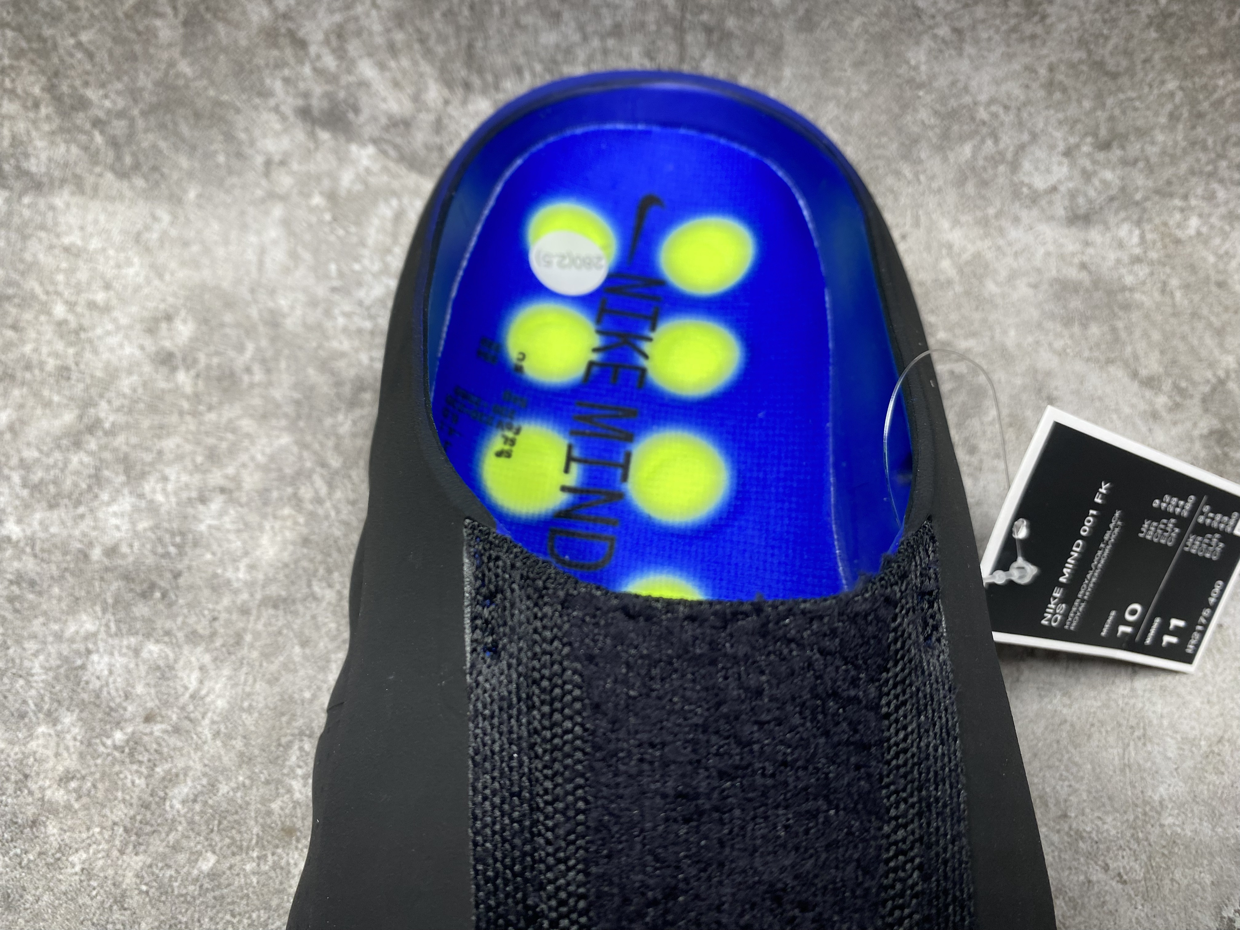 Nike Mind 001 Slide (Runs one size small)