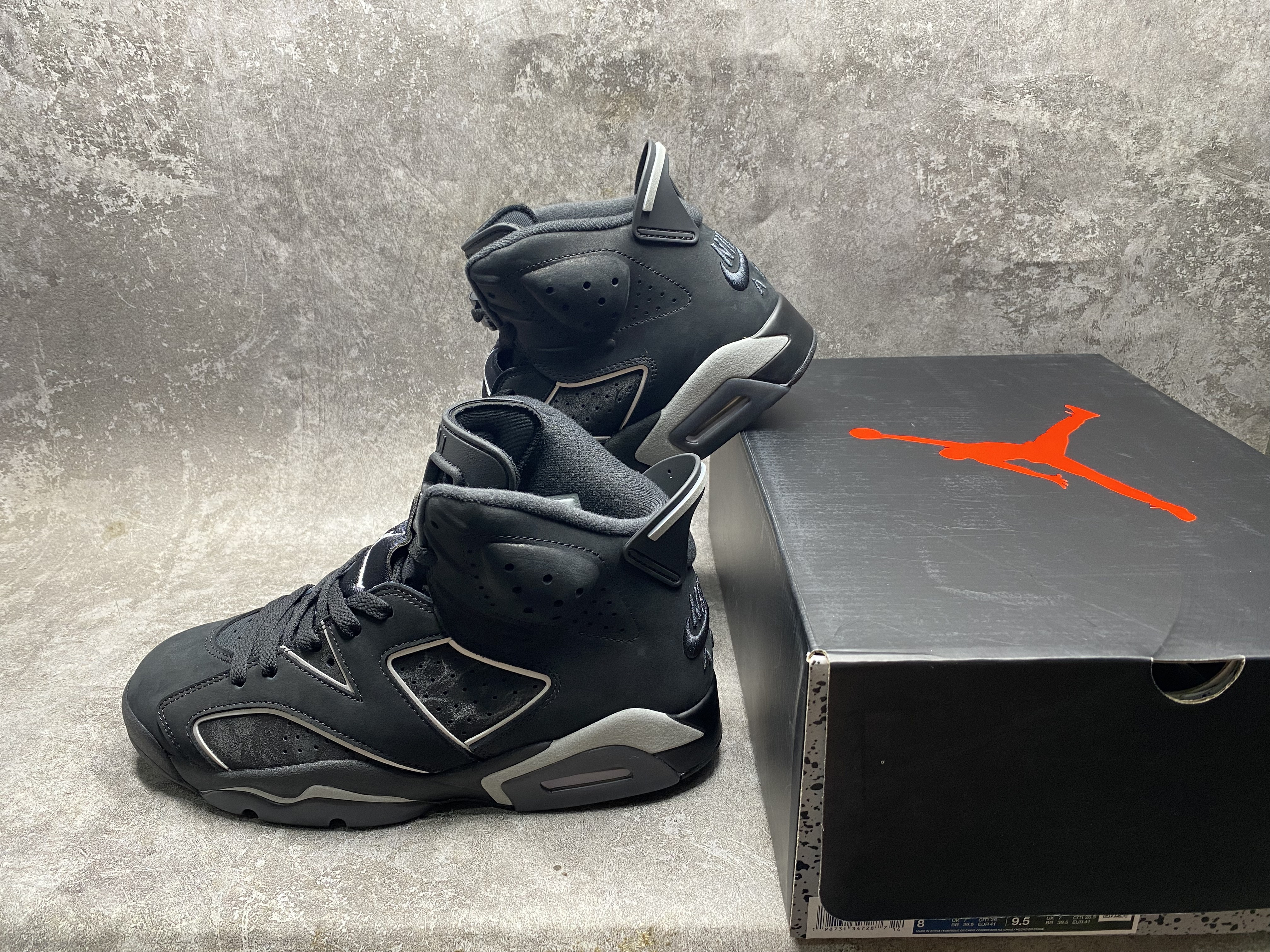 UA AIR Jordan 6 Retro