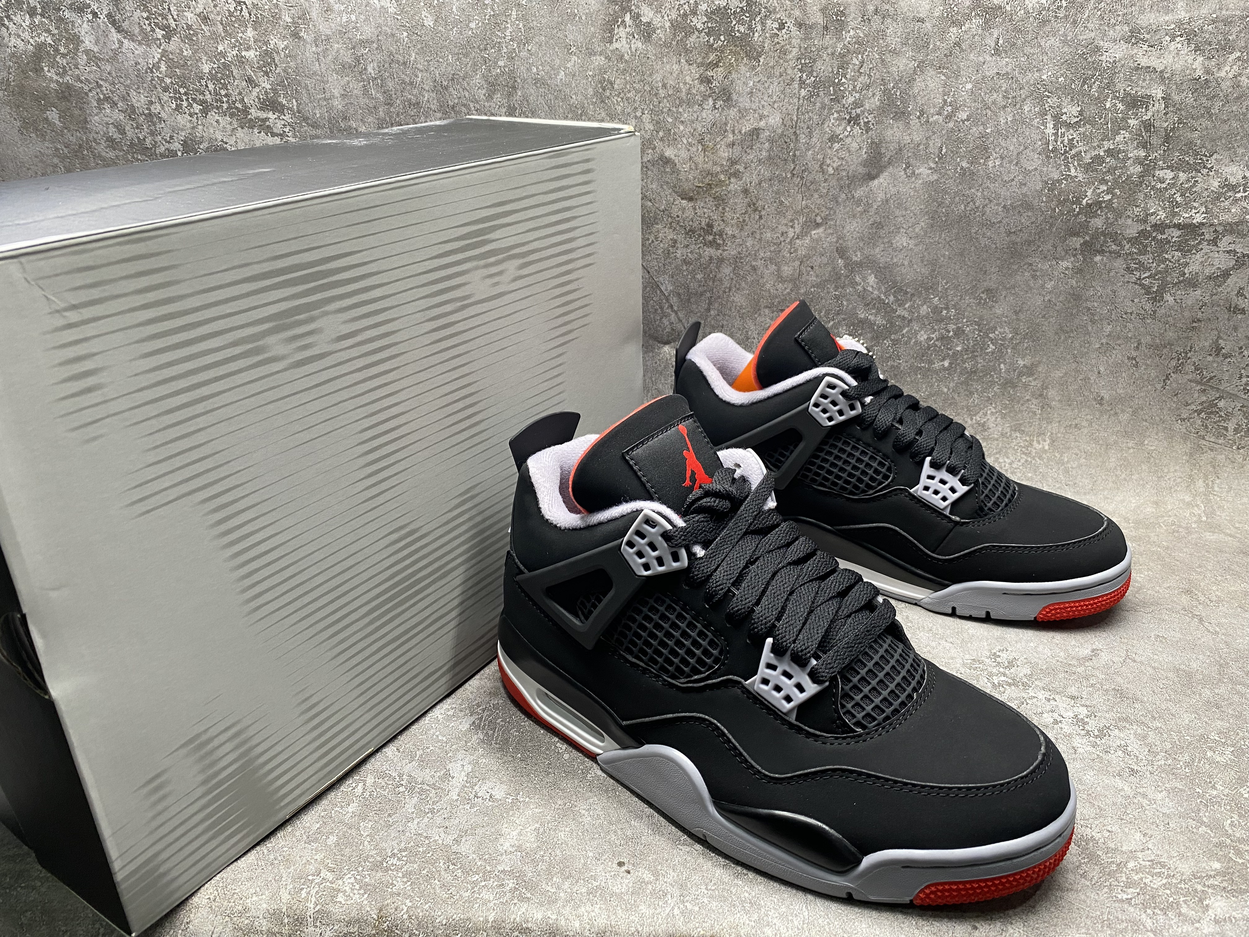 UA Air Jordan 4 Retro OG Bred (2026)