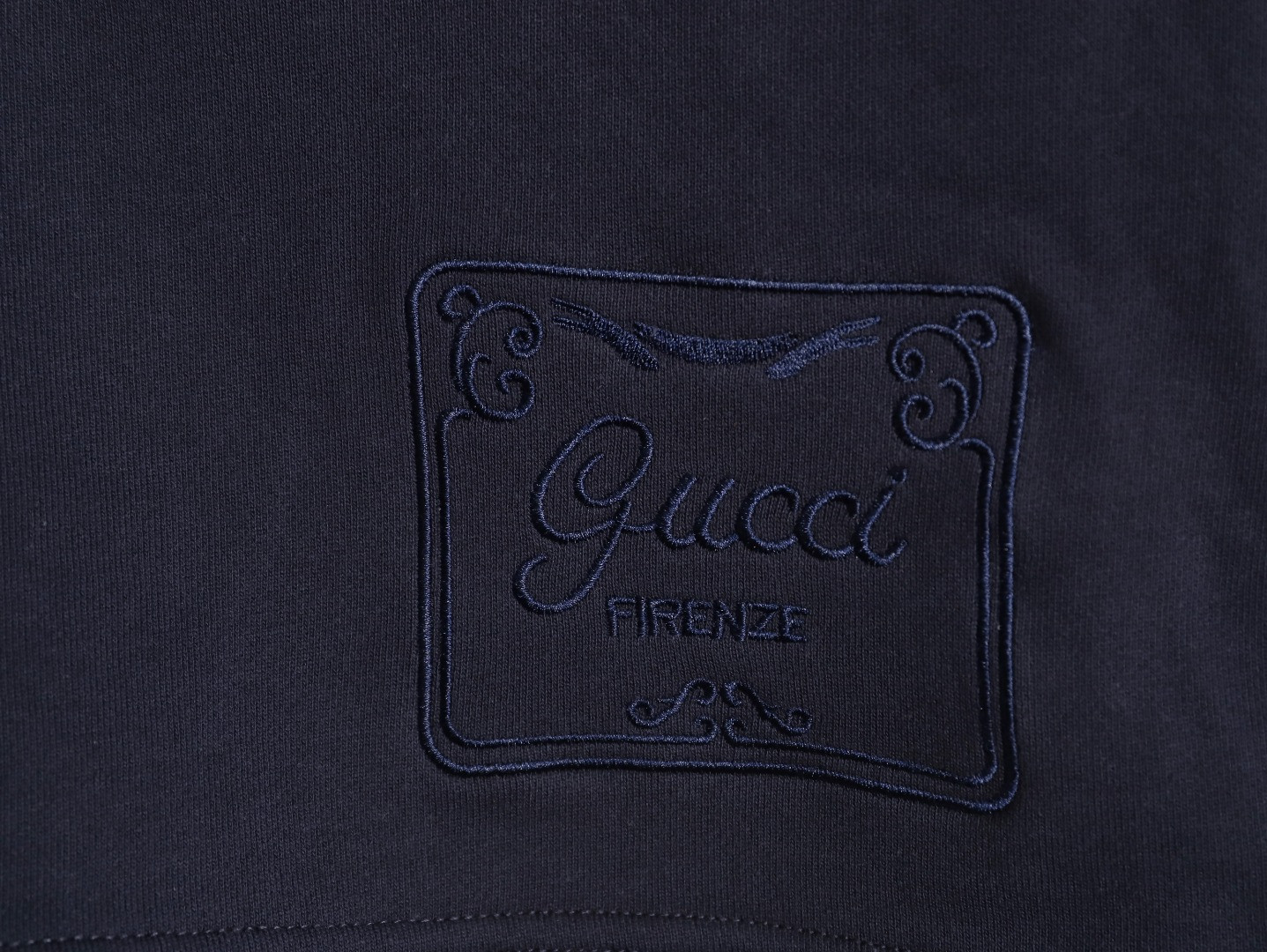 G*u*i shorts navy blue