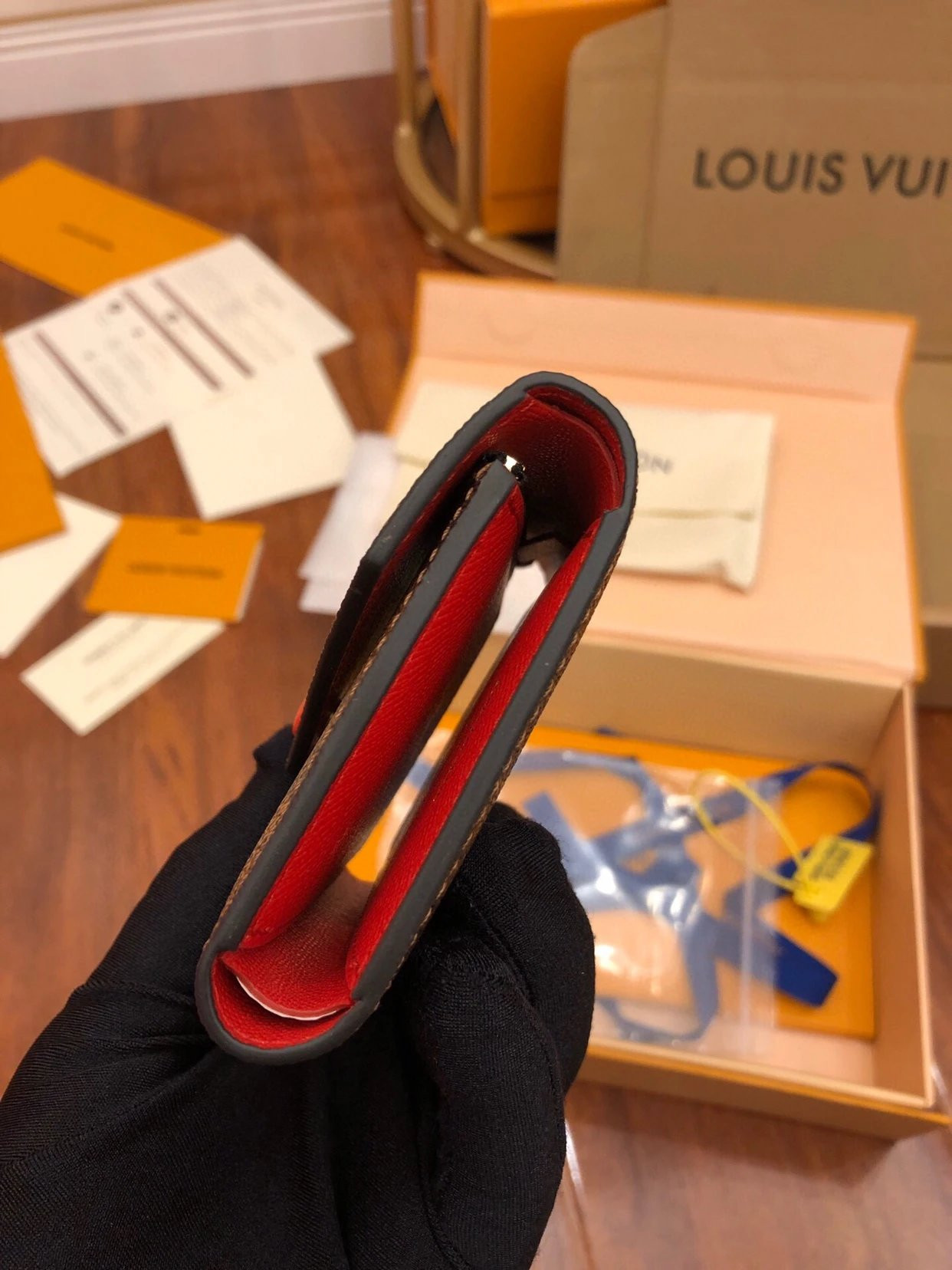 LV VICTORINE WALLET N41659