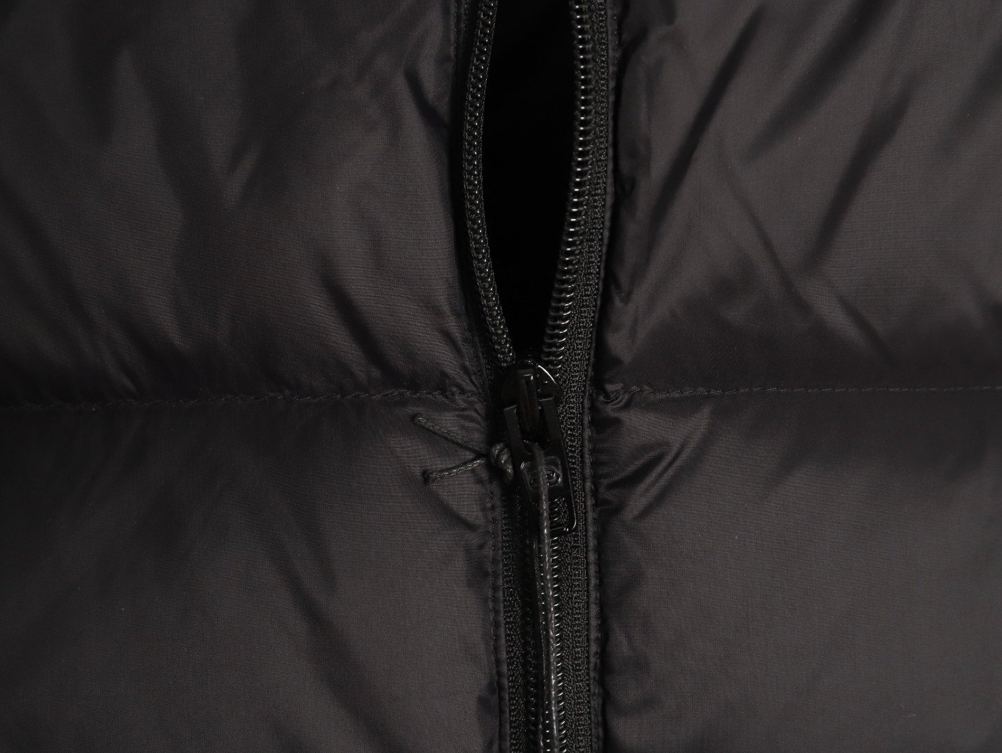 Ba*len*cia*ga blcg puffer vest