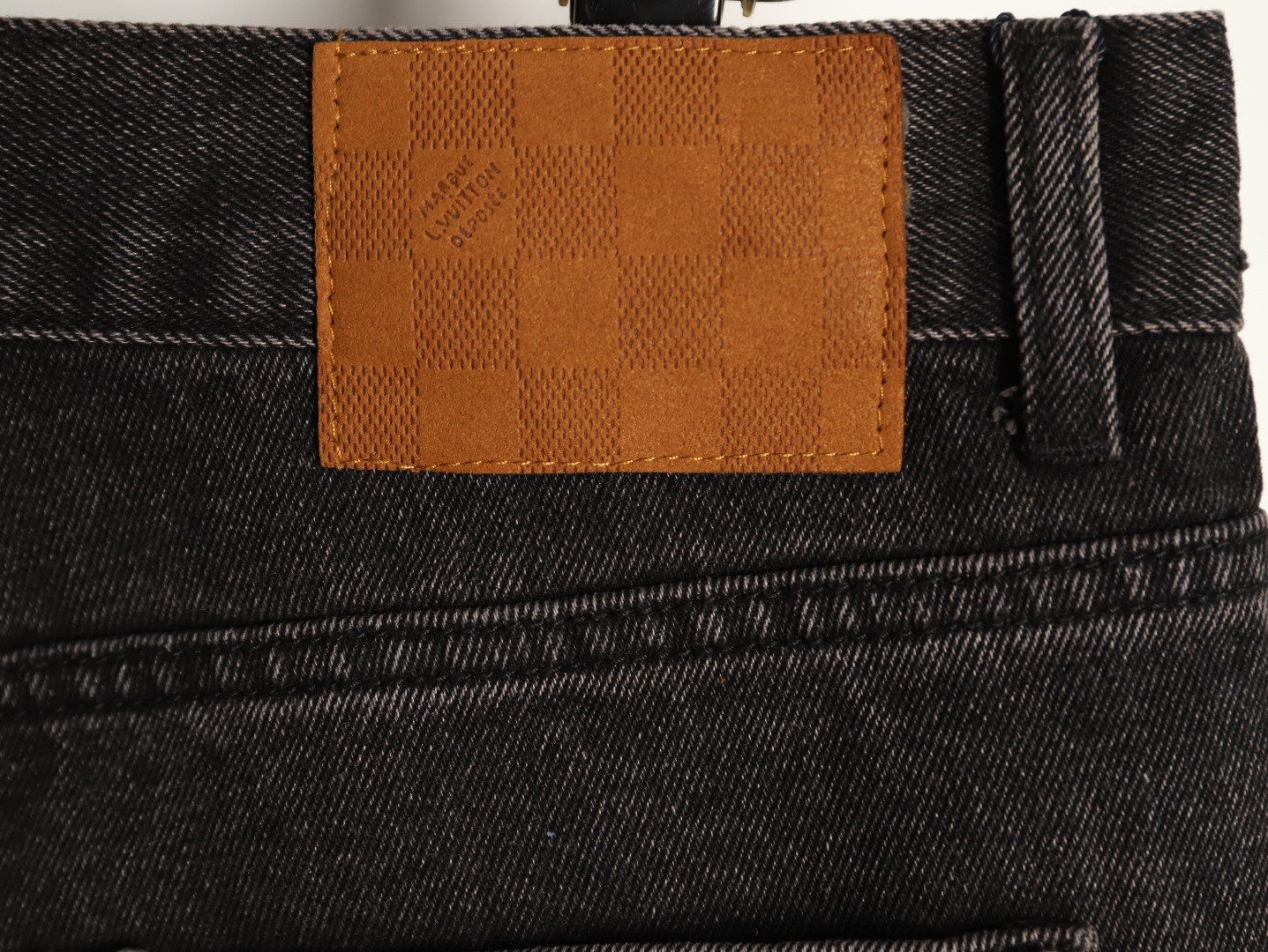 l0*is V*t0n x nigo 26ss jeans