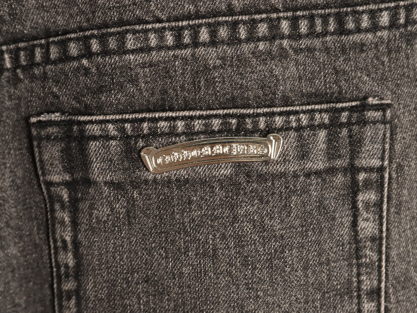 Ch**me He**ts jeans