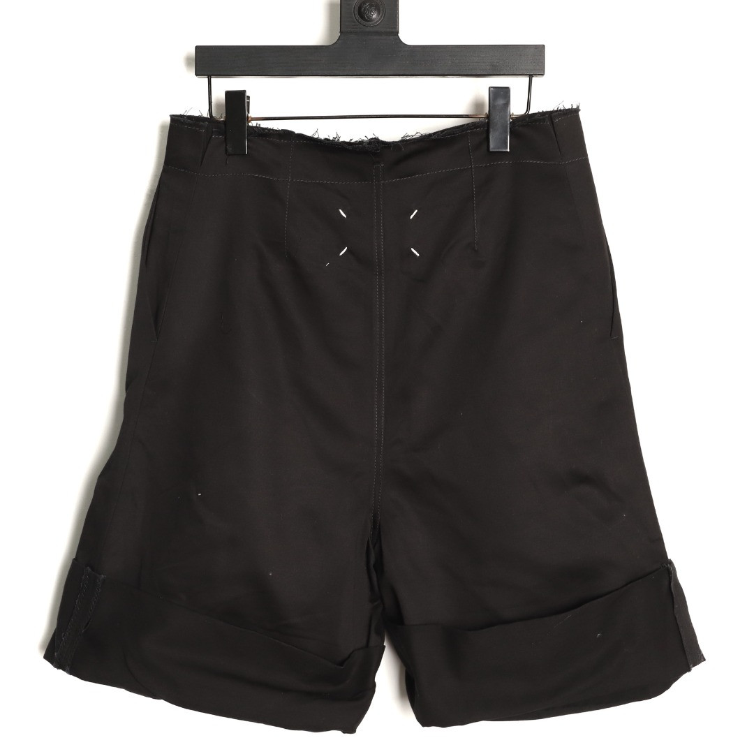 ma*s*n Ma*i*la 26ss shorts