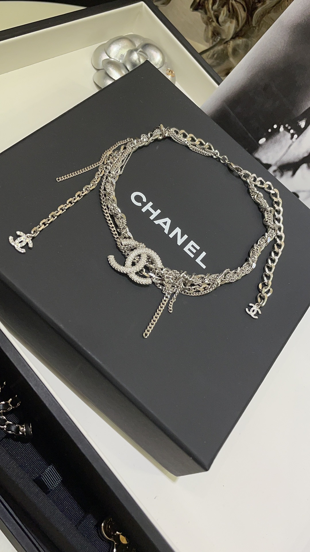 Ch*el necklace