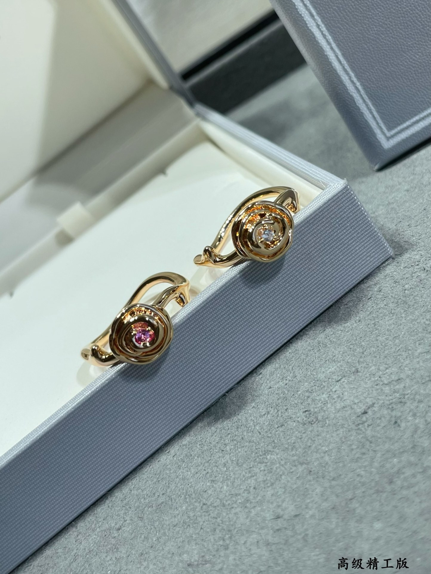 D*or small rose couture ring
