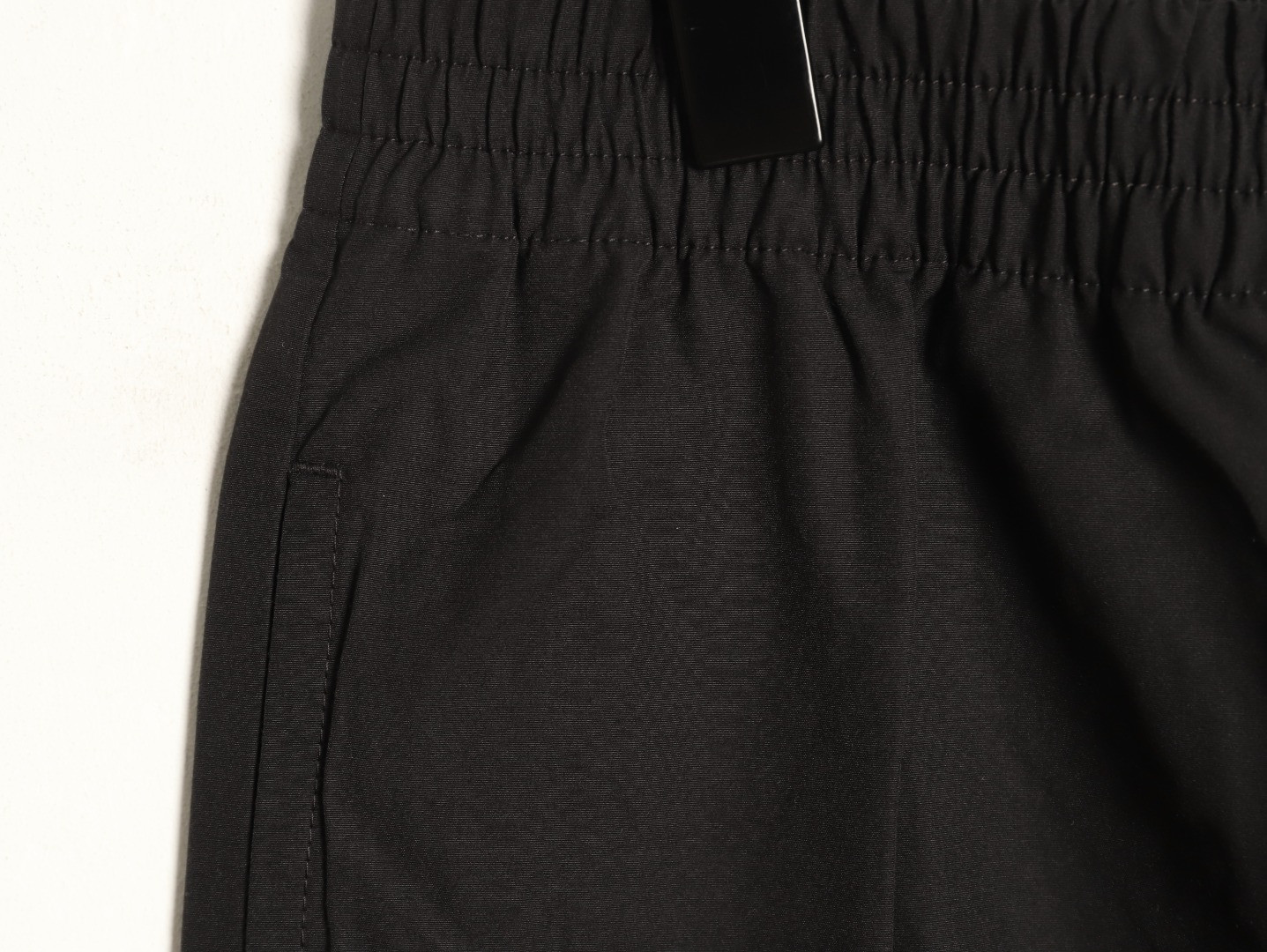 Ce**e pants