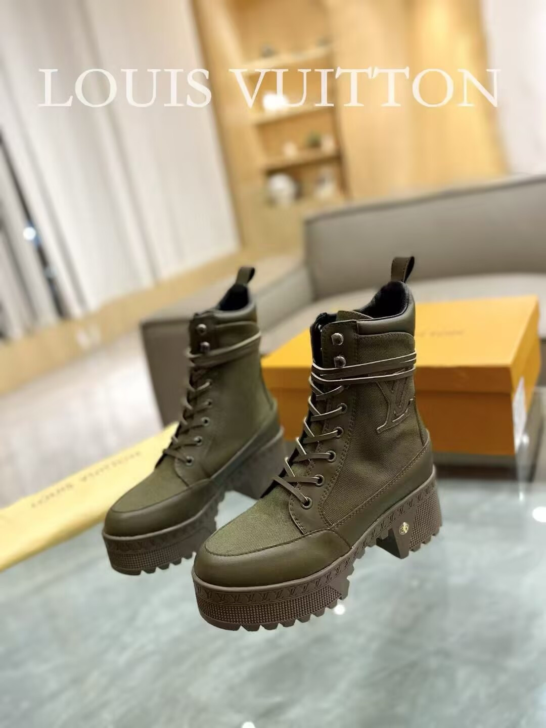 UA LV Laureate Platform Desert Boot