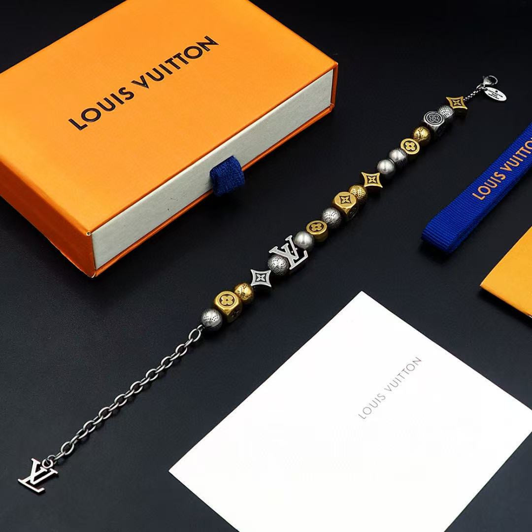 l0*is V*t0n damier party bracelet