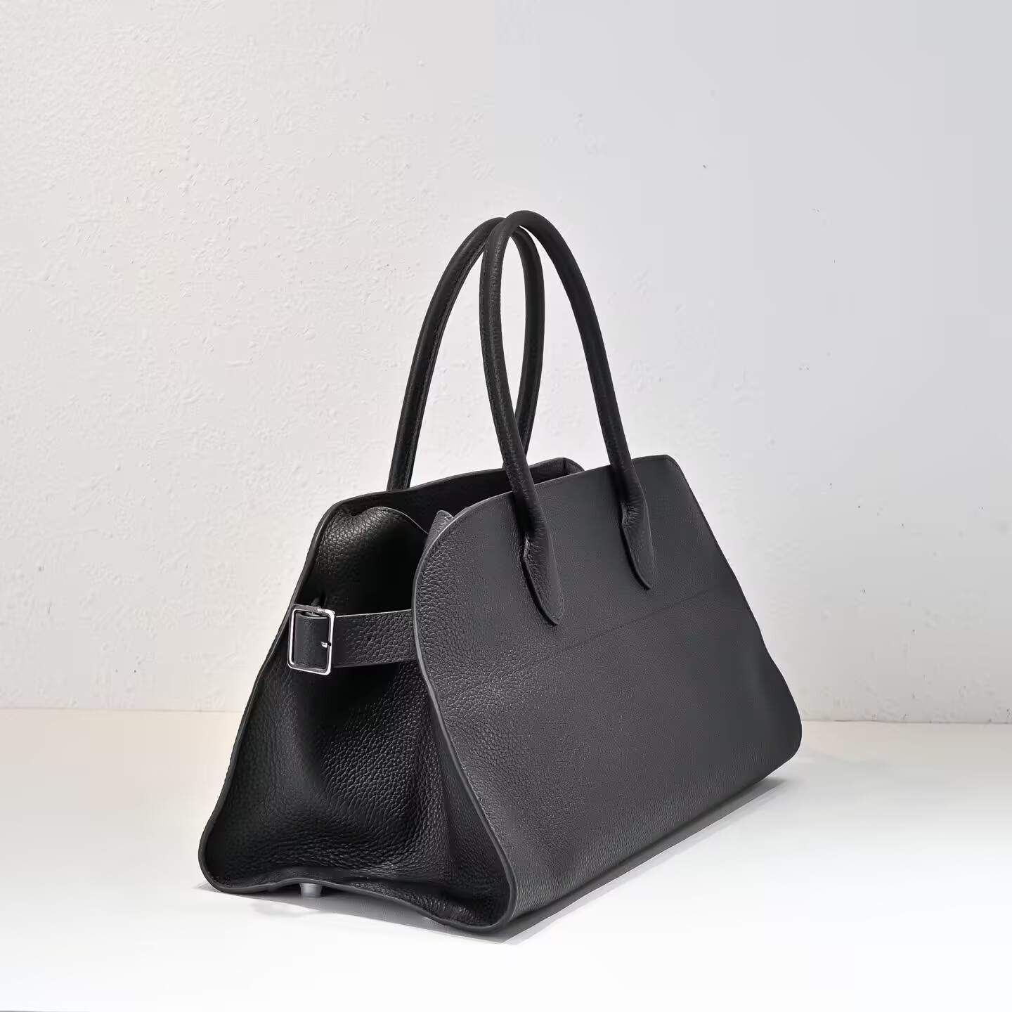 T*e R0w ew margaux 43x20.5x24cm