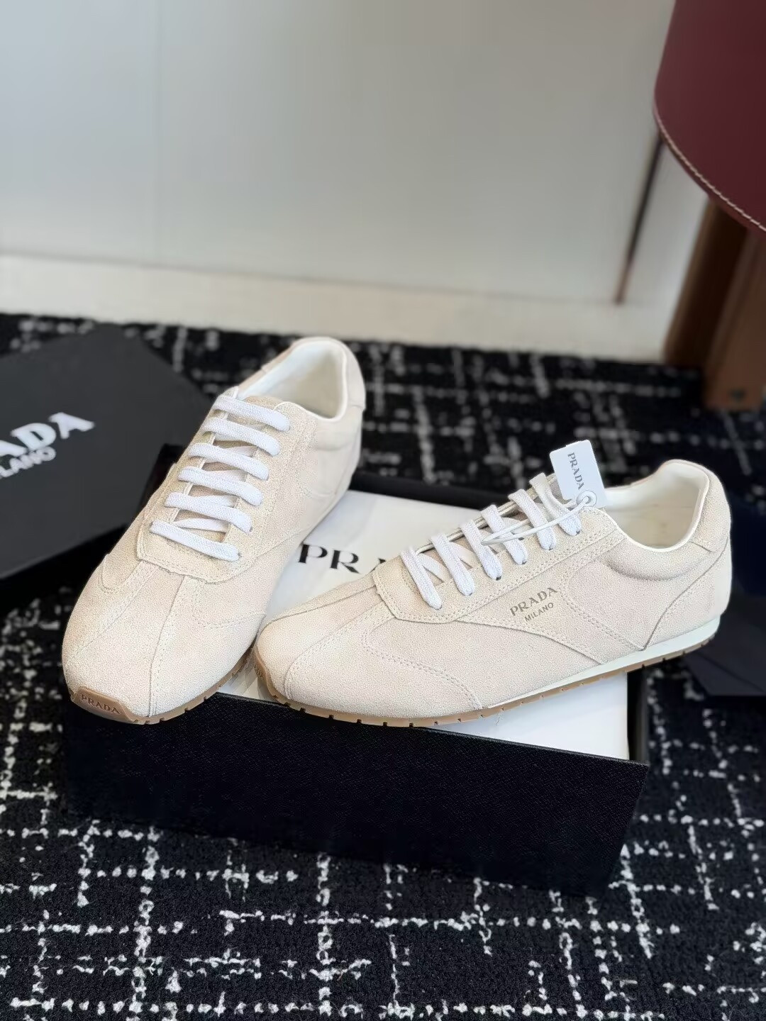 ua Pra*a sneakers