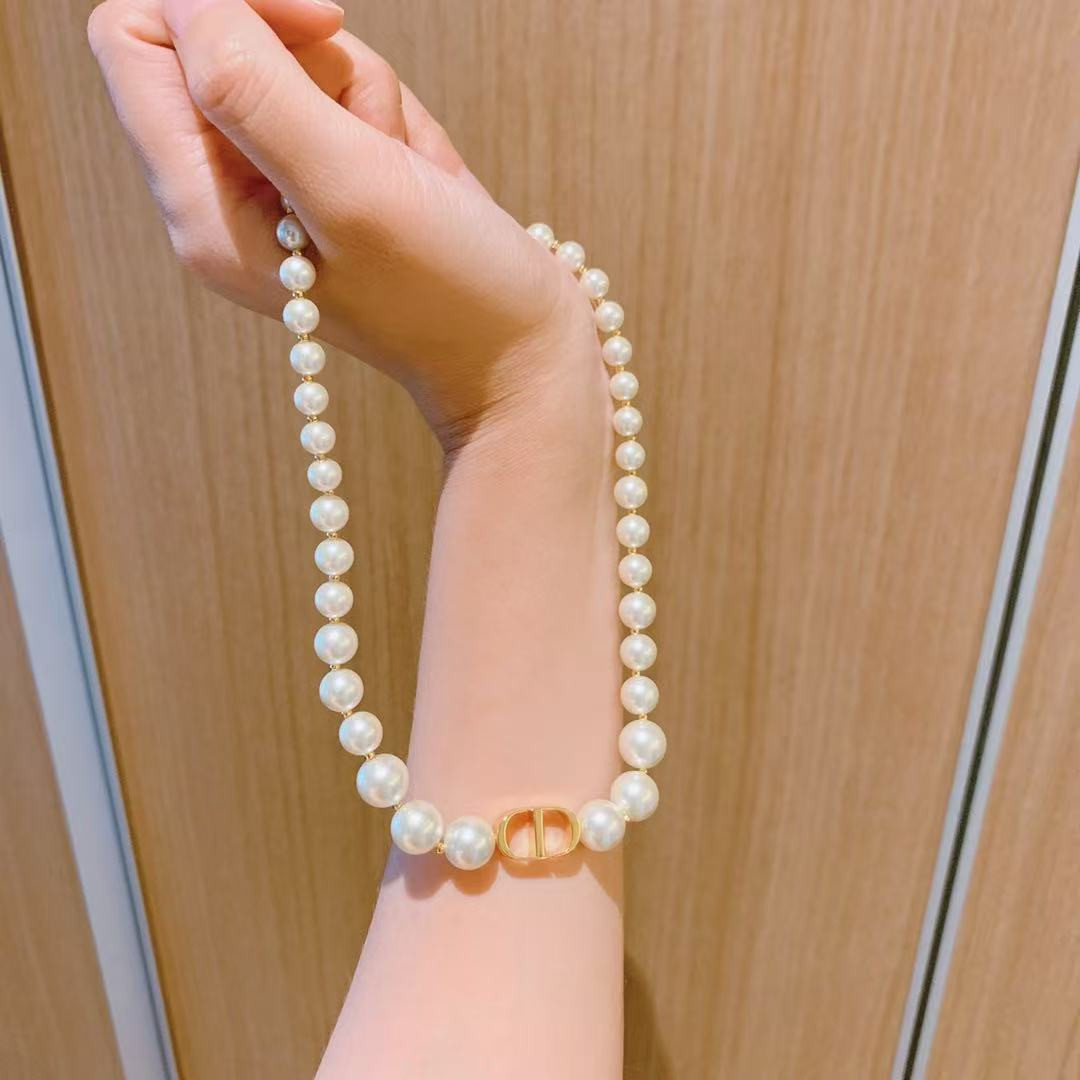 D*or necklace