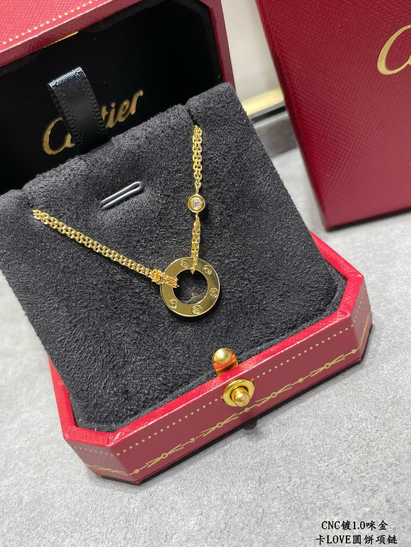 Ca*t*er necklace
