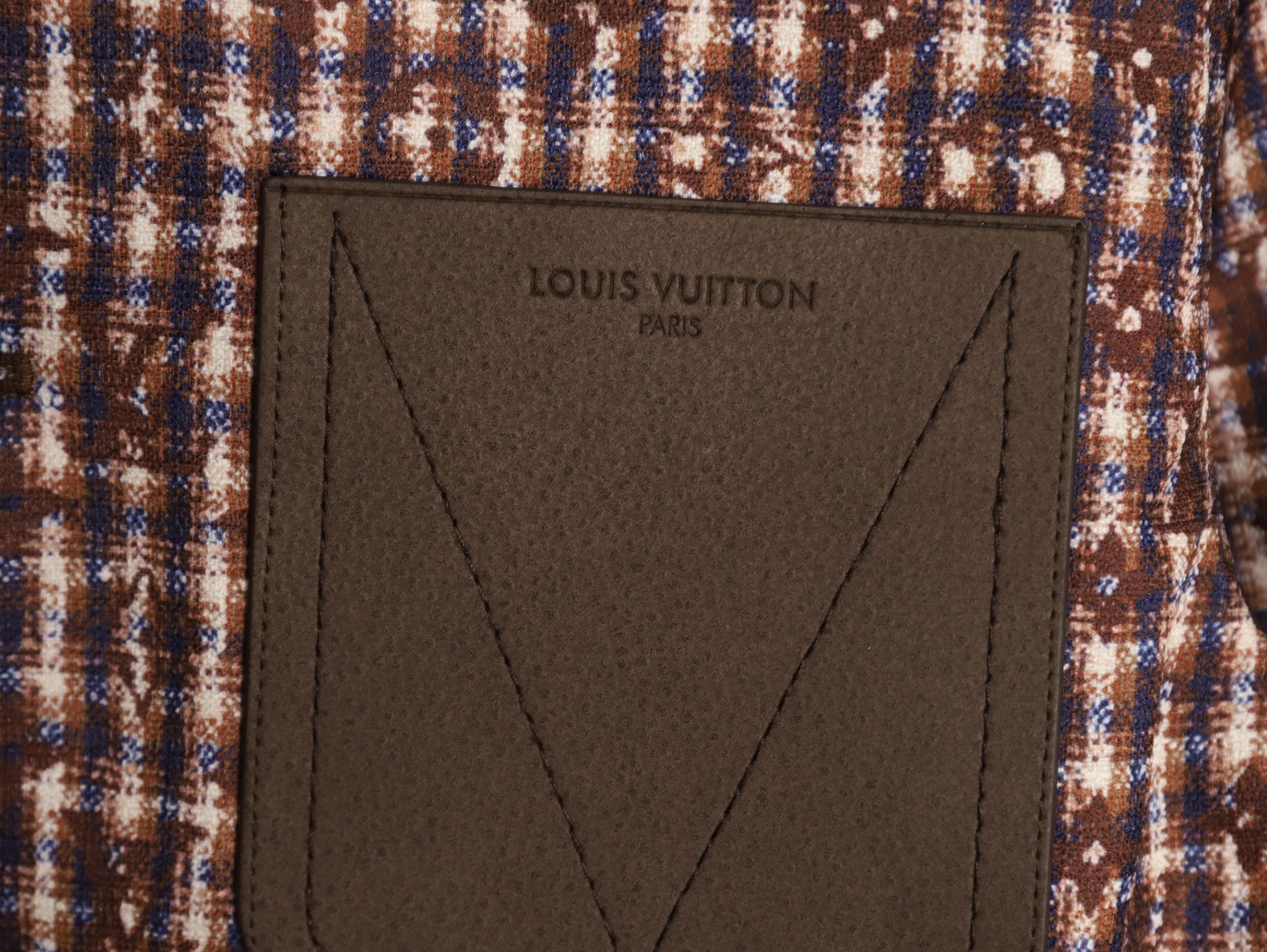 l0*is V*t0n lv coats