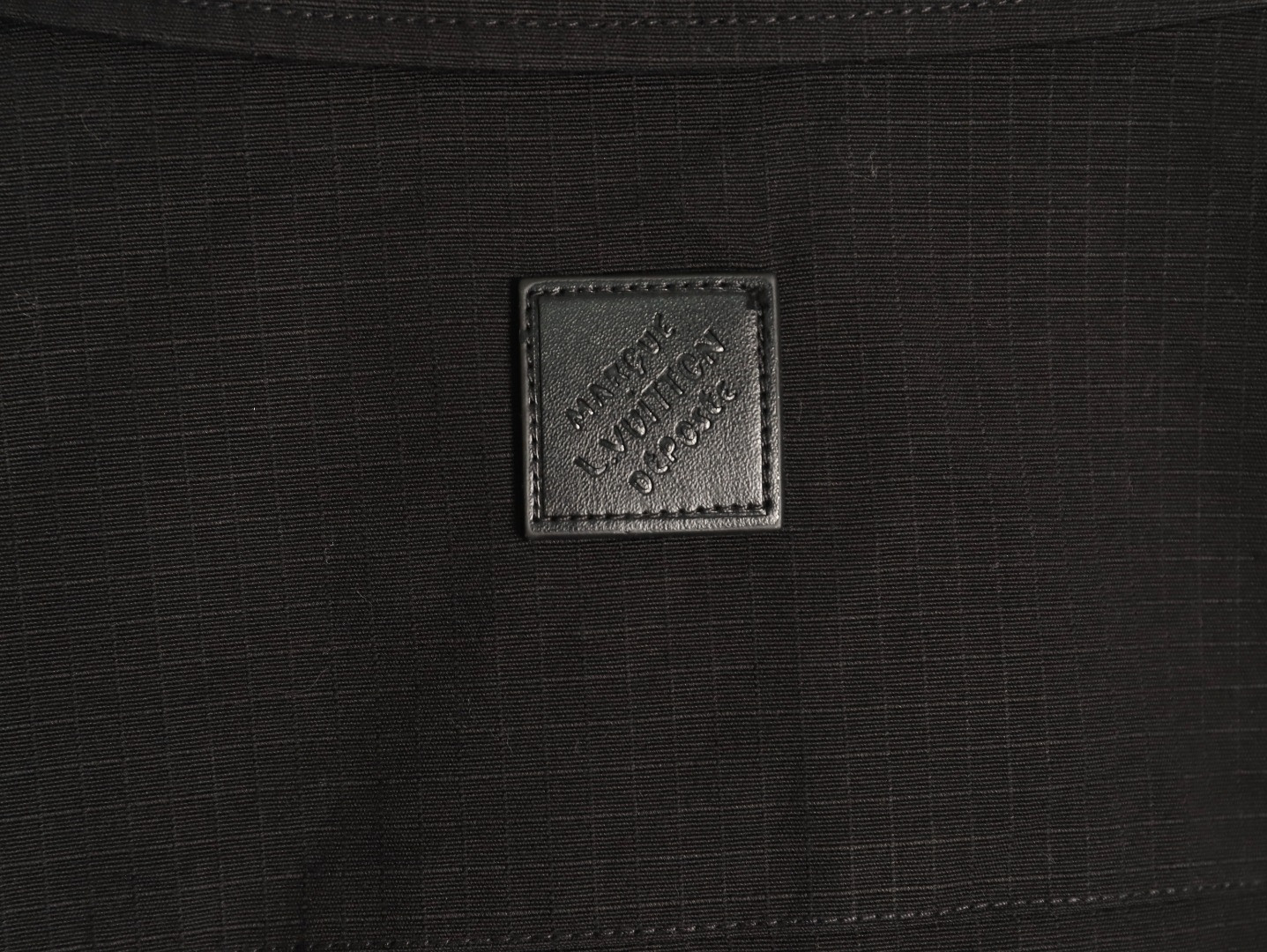 l0*is V*t0n lv jacket