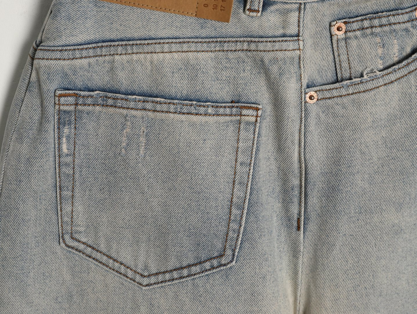 ma*s*n Ma*i*la mm6 jeans