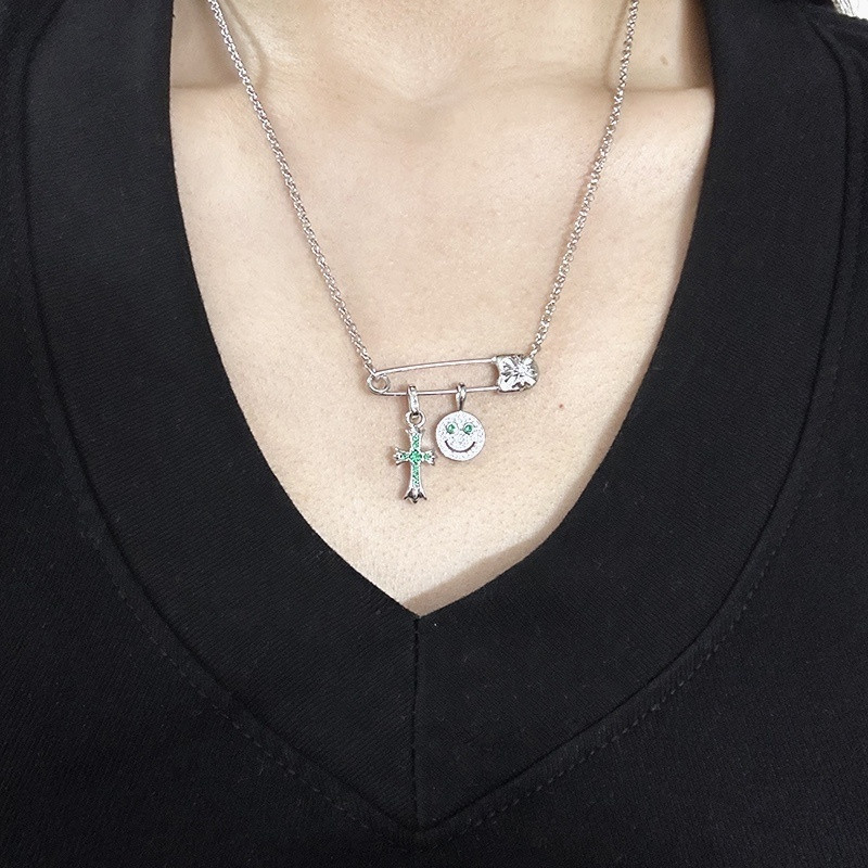 ch**me he**ts smiley F**e small cross necklace (chain length 45+5cm)