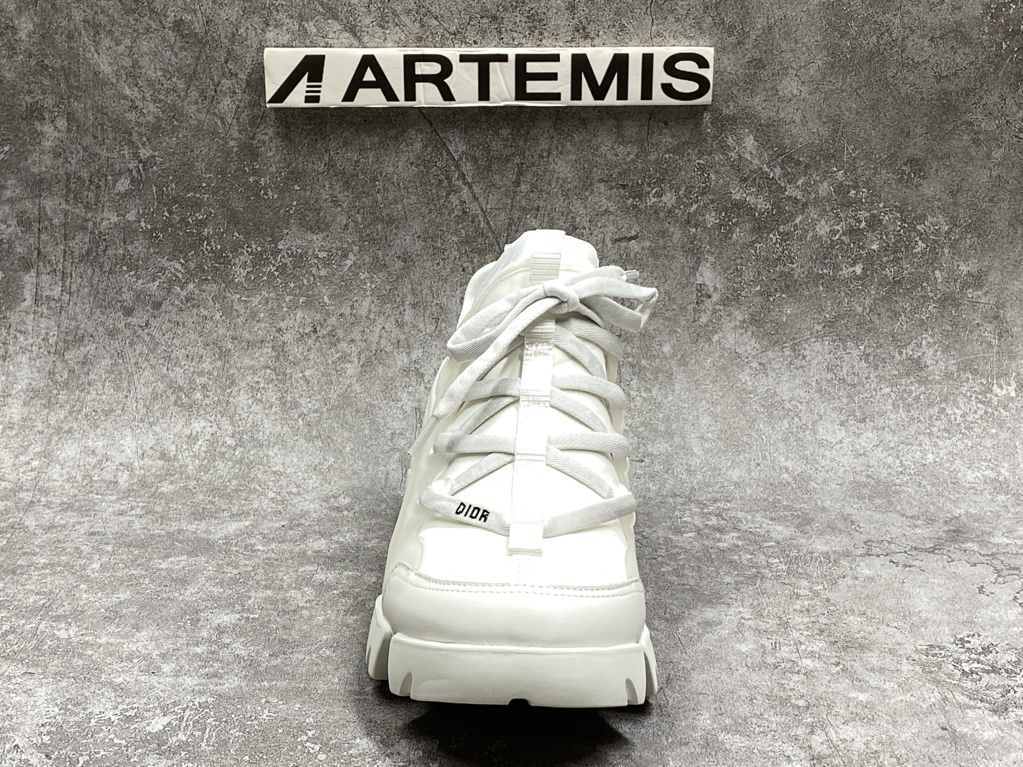 D*or d connect white neoprene