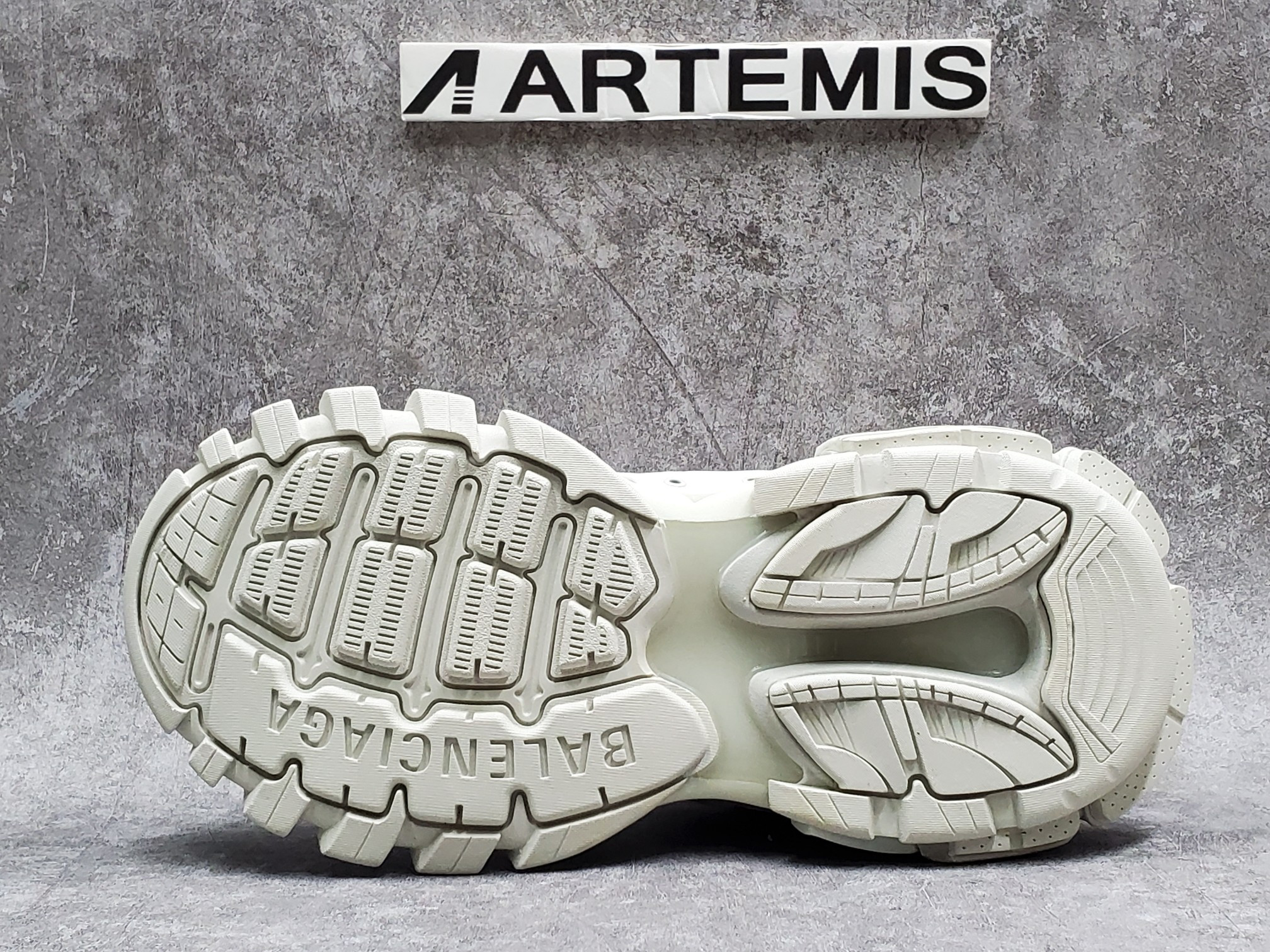 Balenciga Track White(No Led)