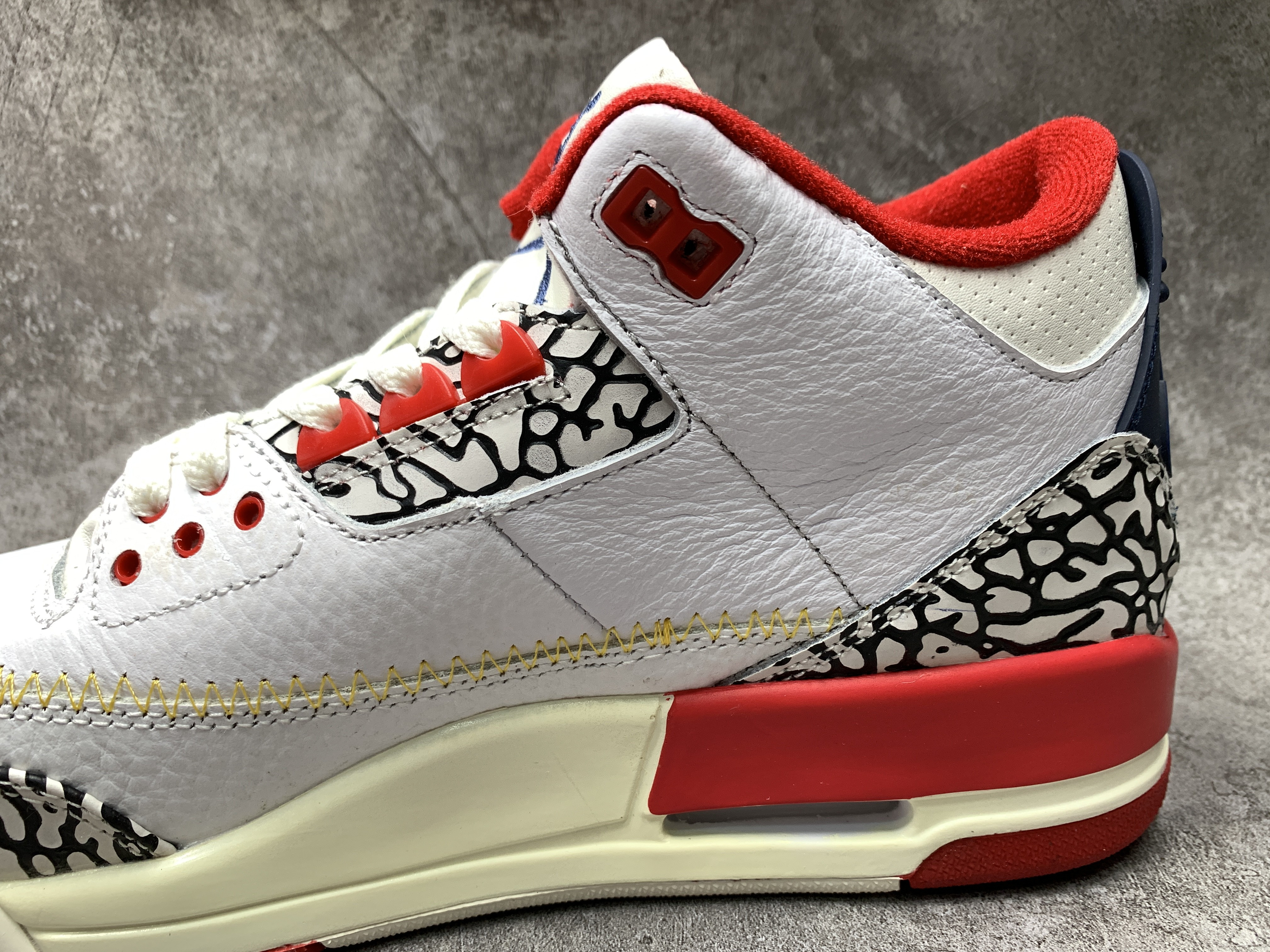 Air Jordan 3 Retro Black Red