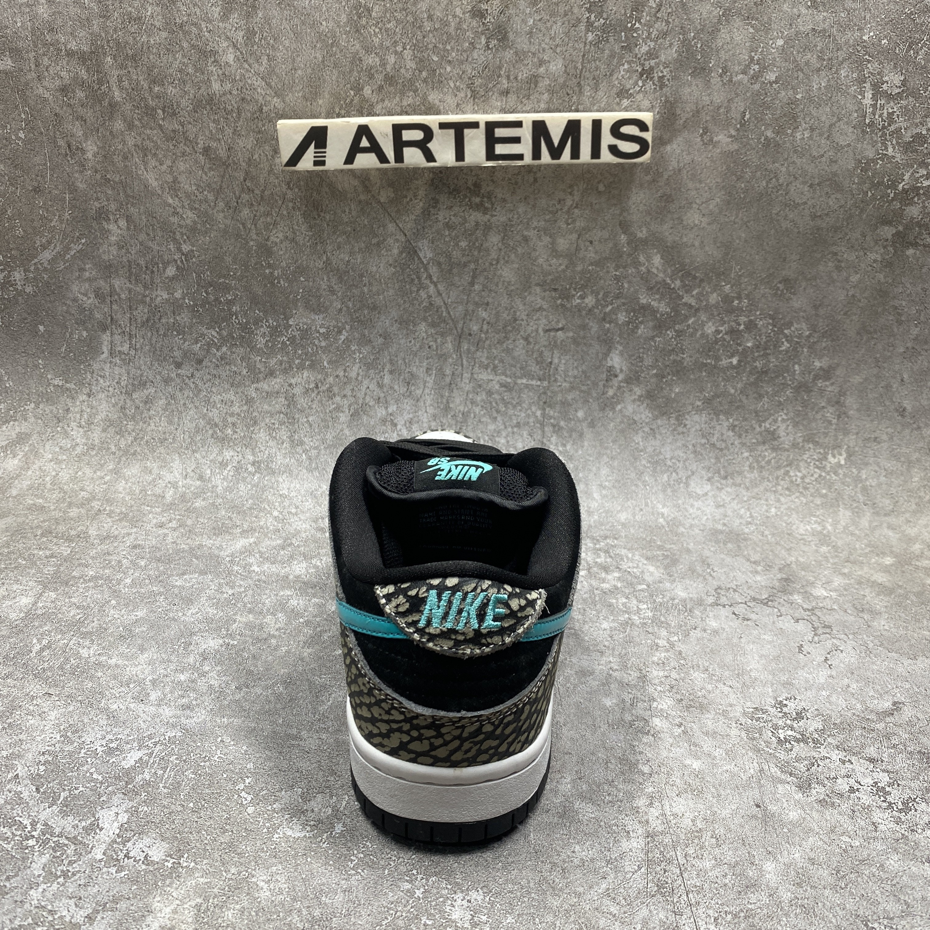 Nike Dunk Low Pro SB Atmos Elephant