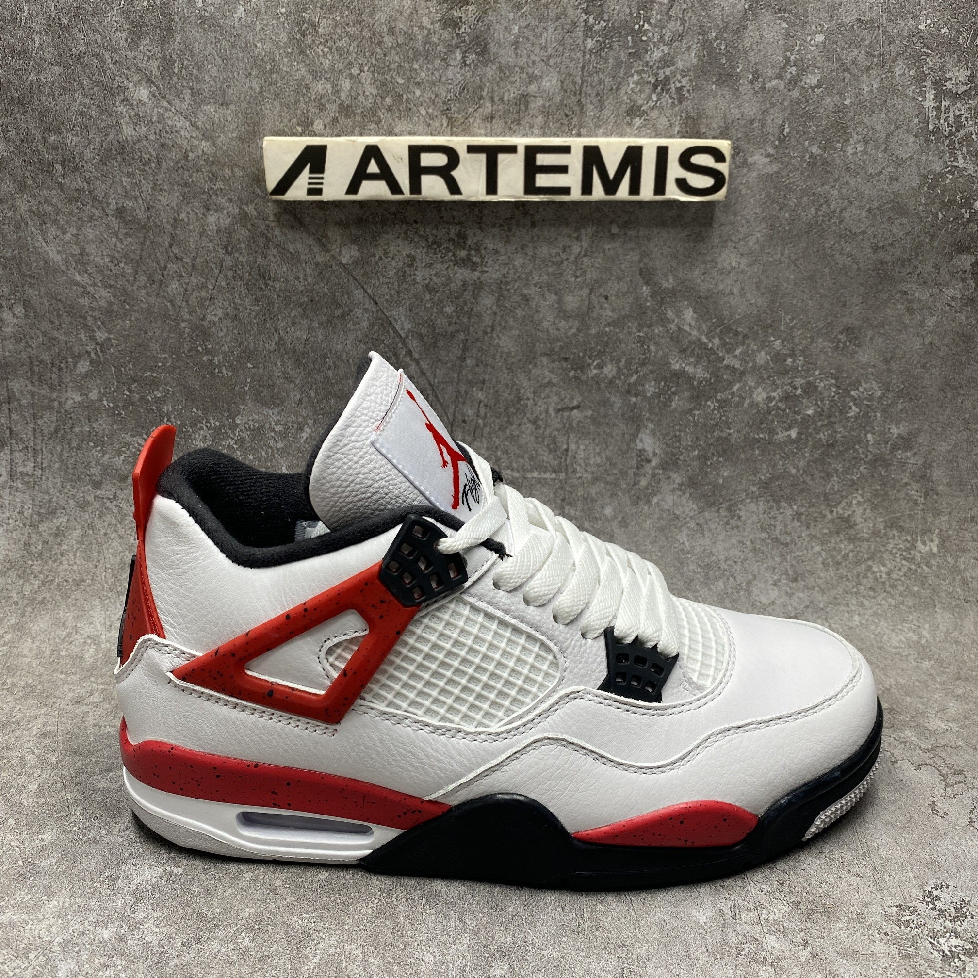Air Jordan 4 Red Cement