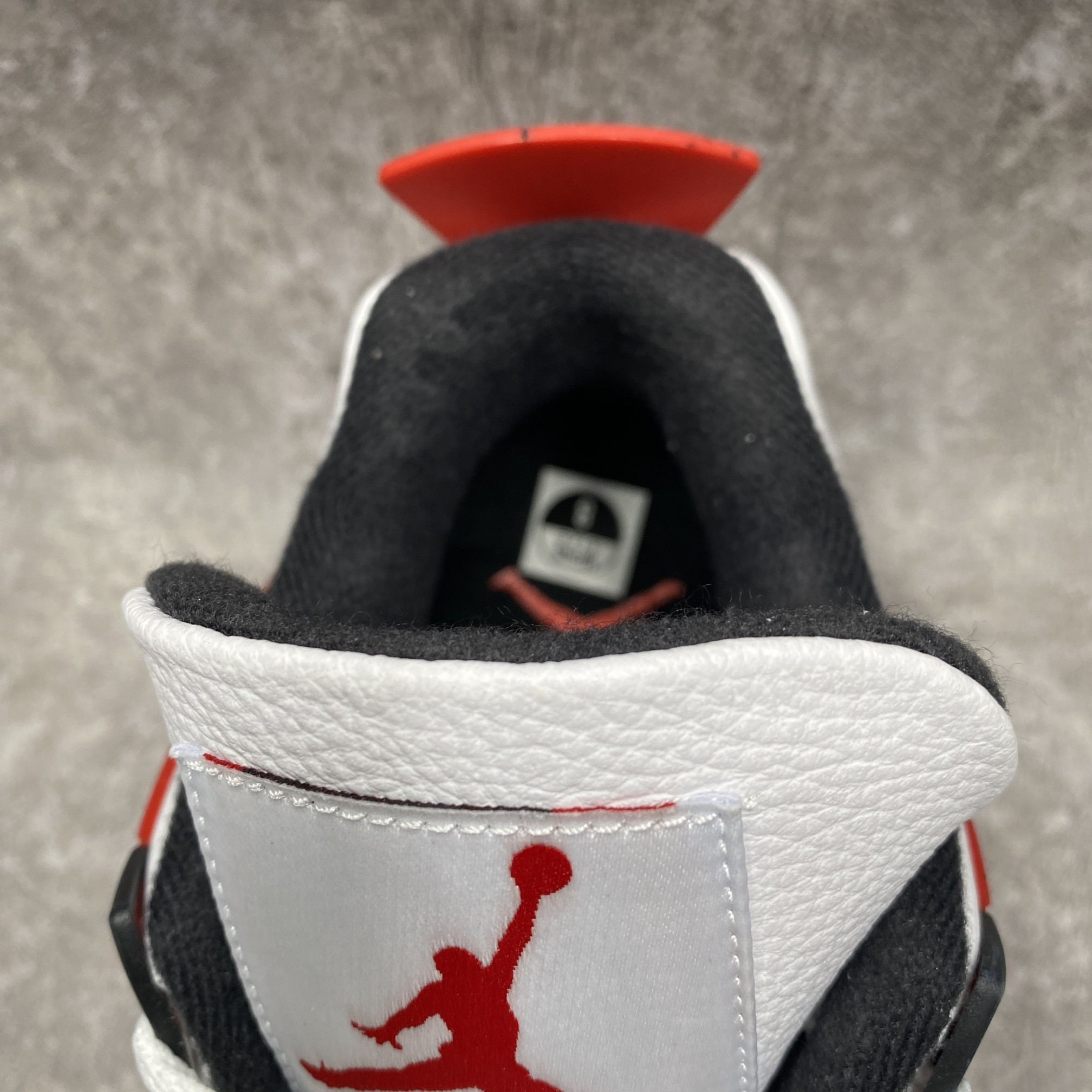 Air Jordan 4 Red Cement