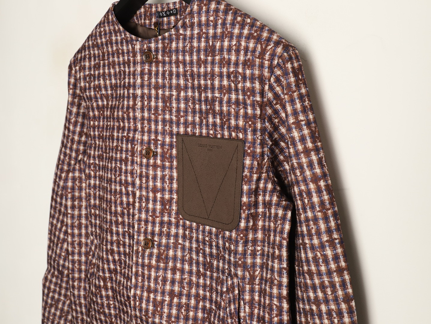 l0*is V*t0n lv coats