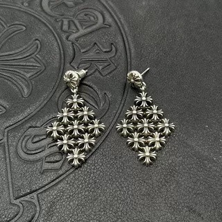 ch**me he**ts large Di*m*nd-shaped cross chain earrings