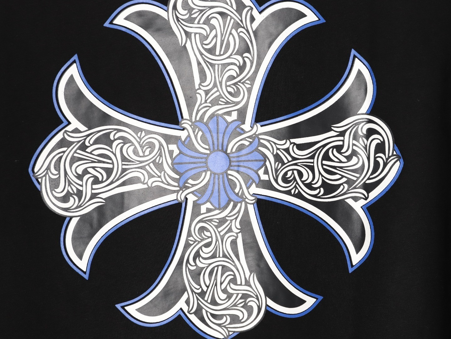 Ch**me He**ts long-sleeved t-shirt