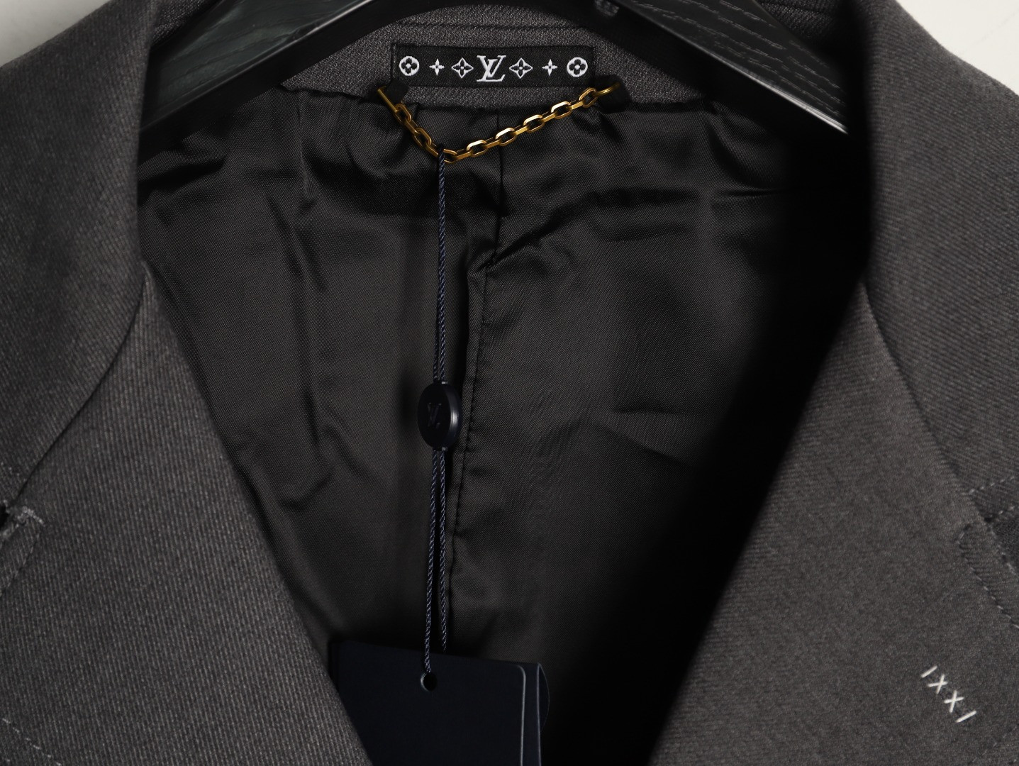 l0*is V*t0n lv 26ss coats suit