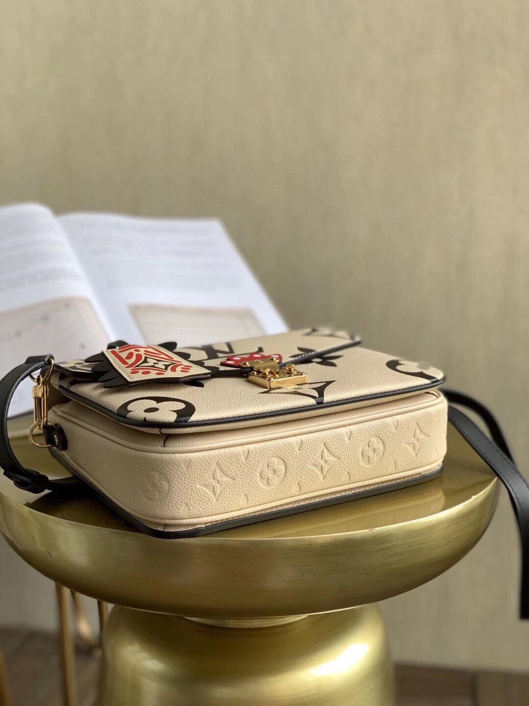 LV CRAFTY POCHETTE METIS M45384