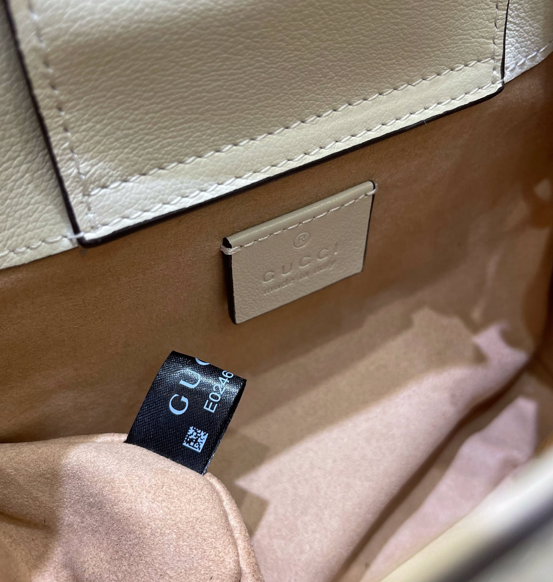 G*u*i diana mini tote bag white 20w x 16h x 10d cm