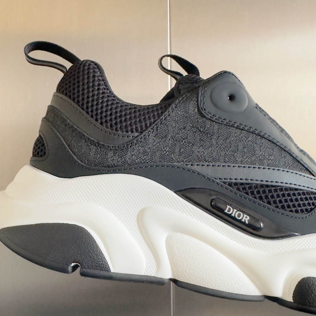 ua D*or b22 black sneaker