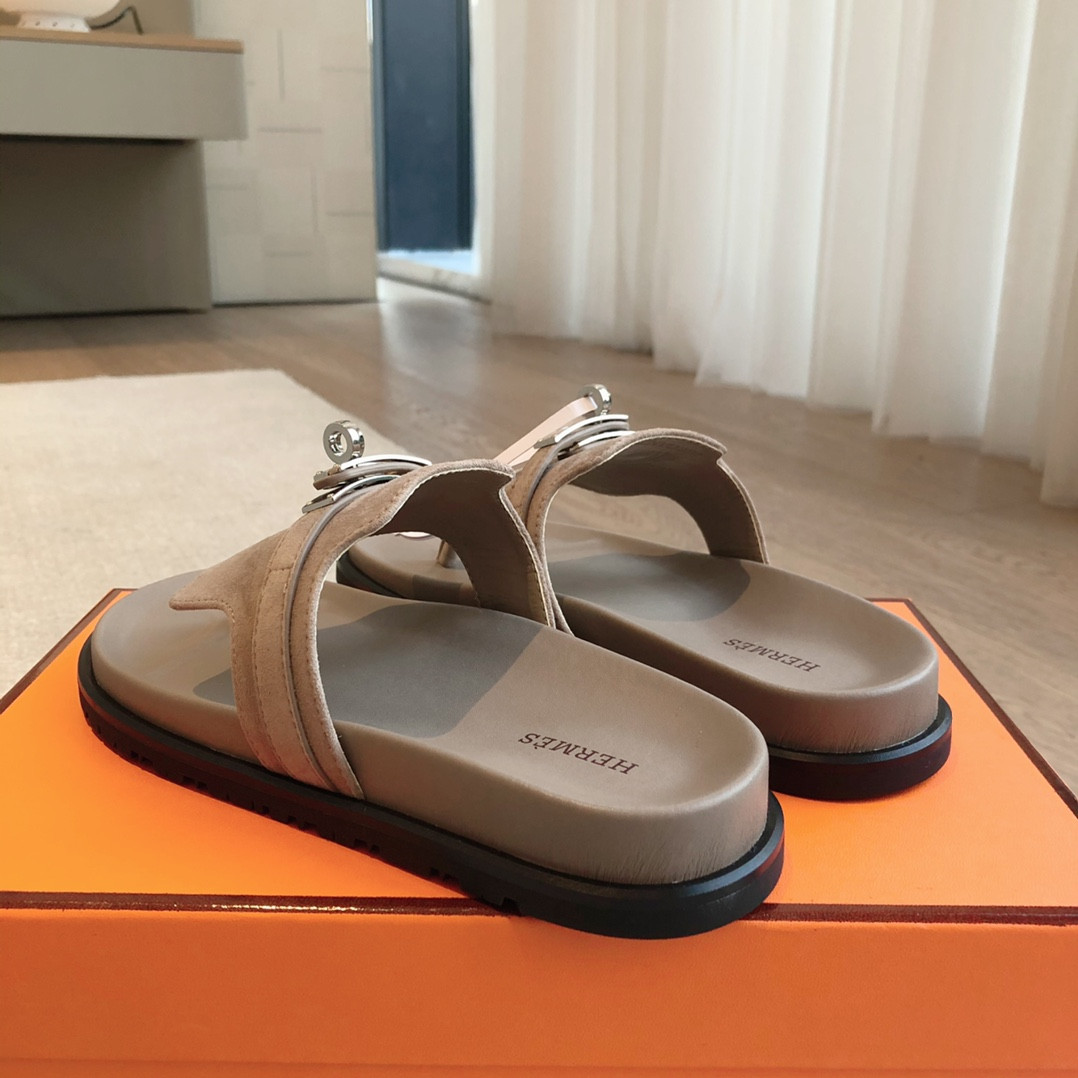 UA Hermès Empire Sandal