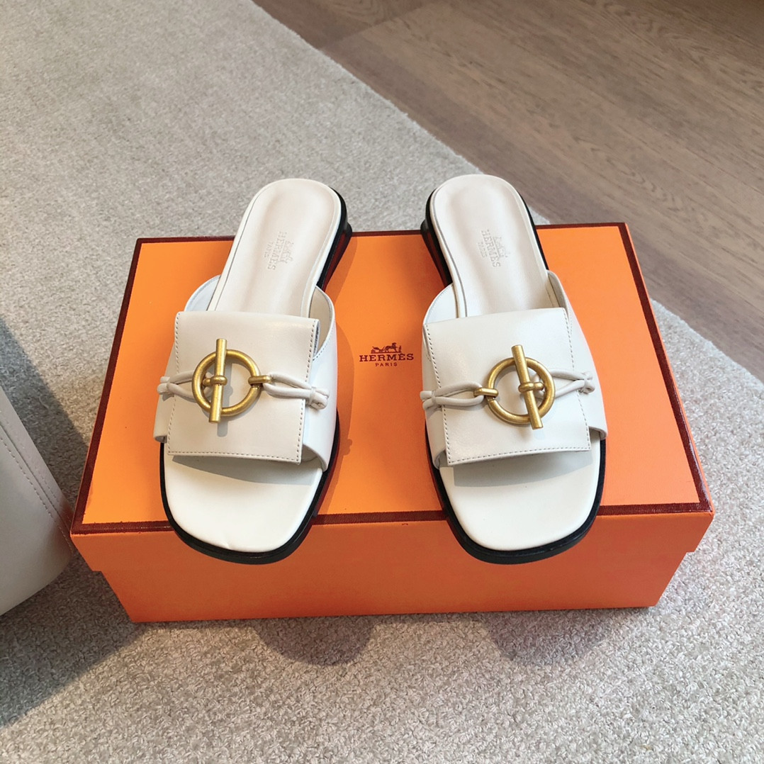 UA Hermès Isle sandal