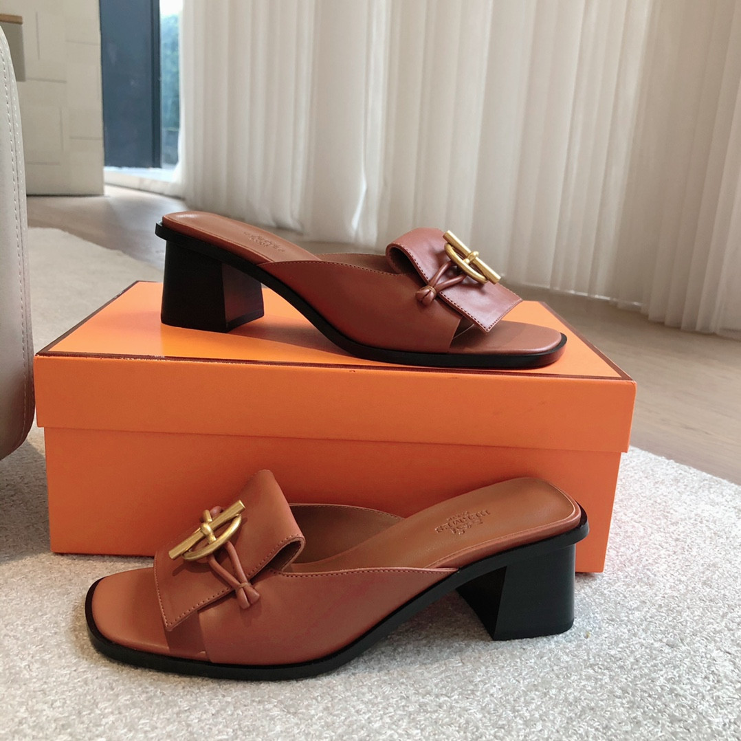 UA Hermès Isle sandal