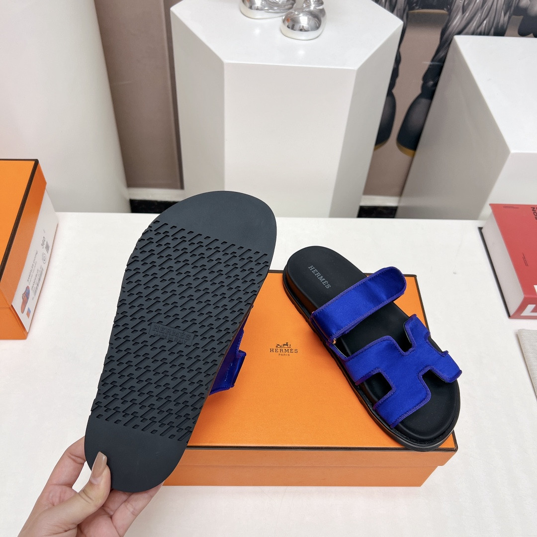 UA Hermès Chypre sandal