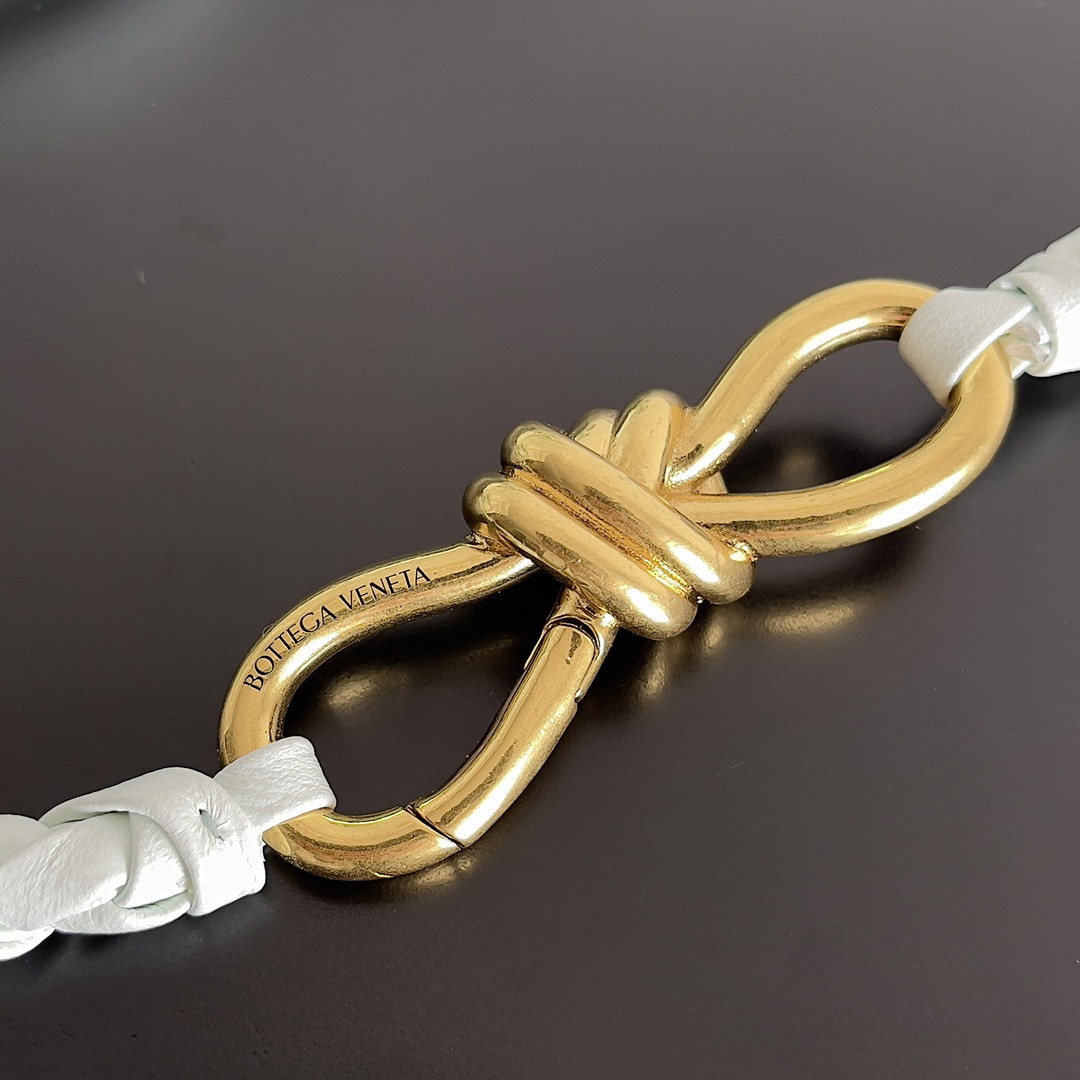 bo*te*ga Ve*ne*ta small andiamo 25x22x10.5cm