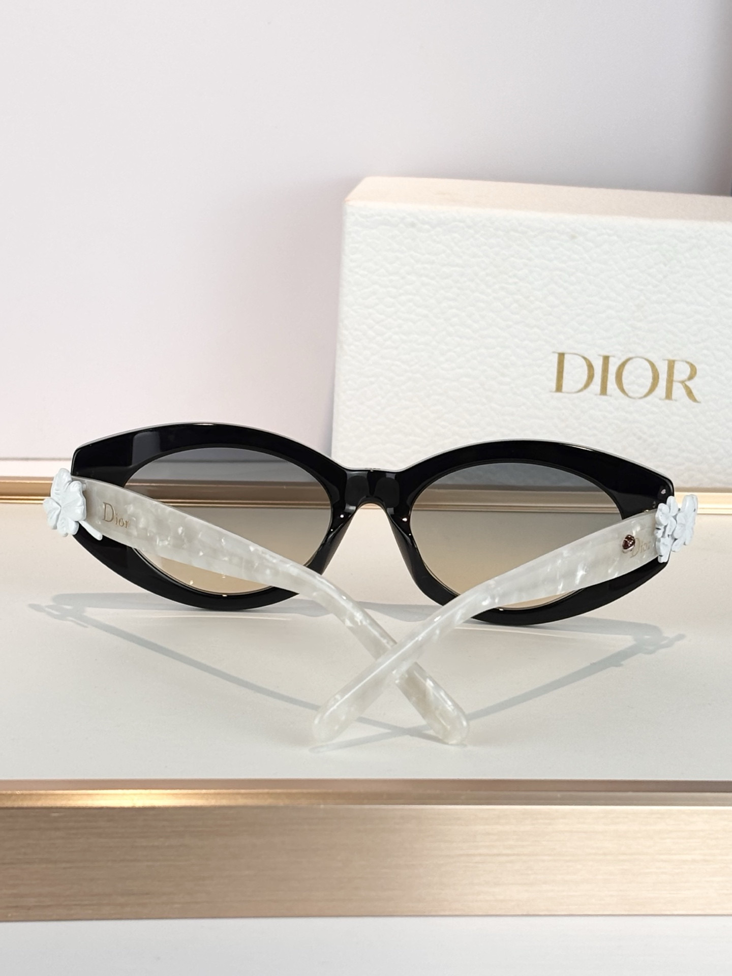 D*or glasses D*orclover b1f 54-19-140