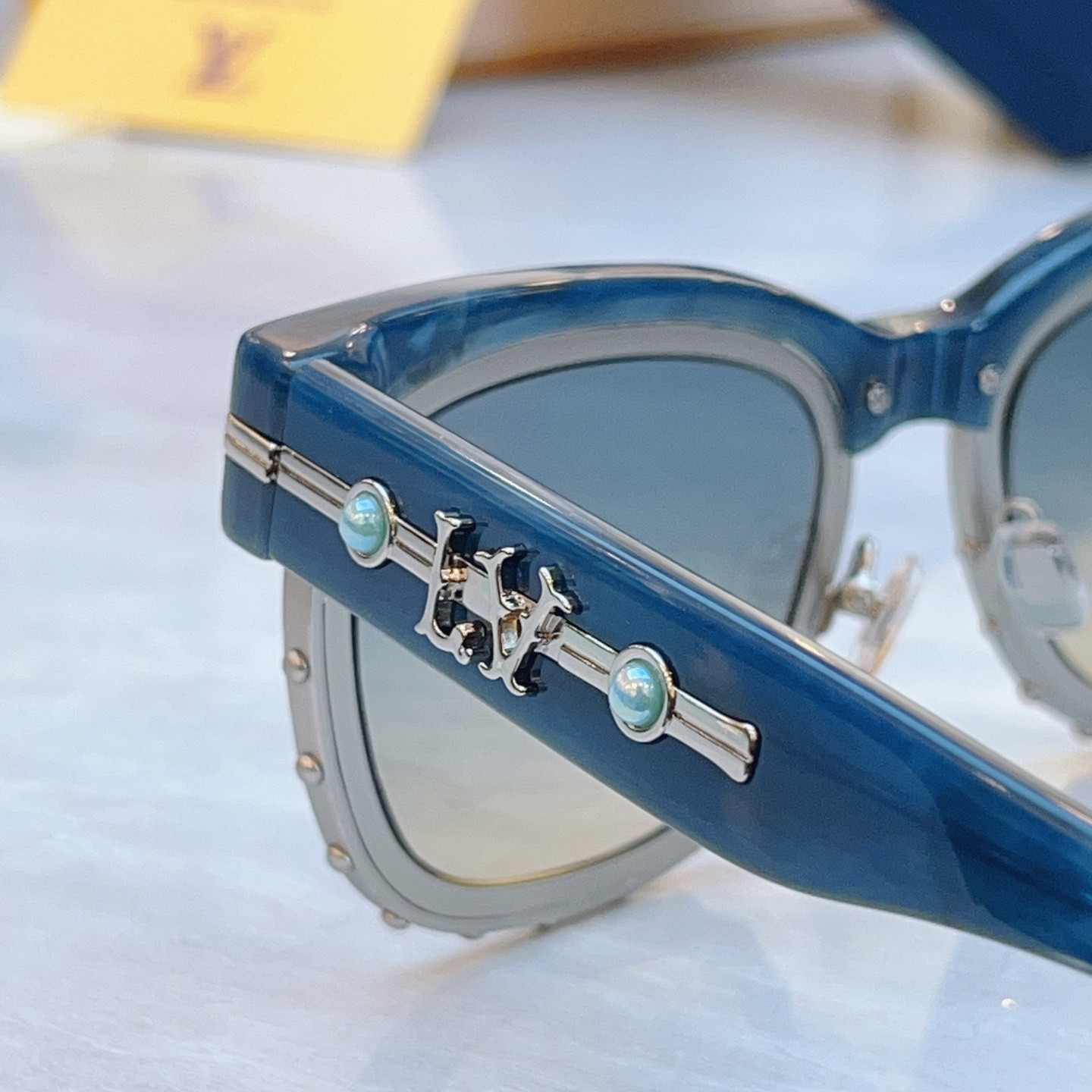LV Glasses Z2022U 53-21-140